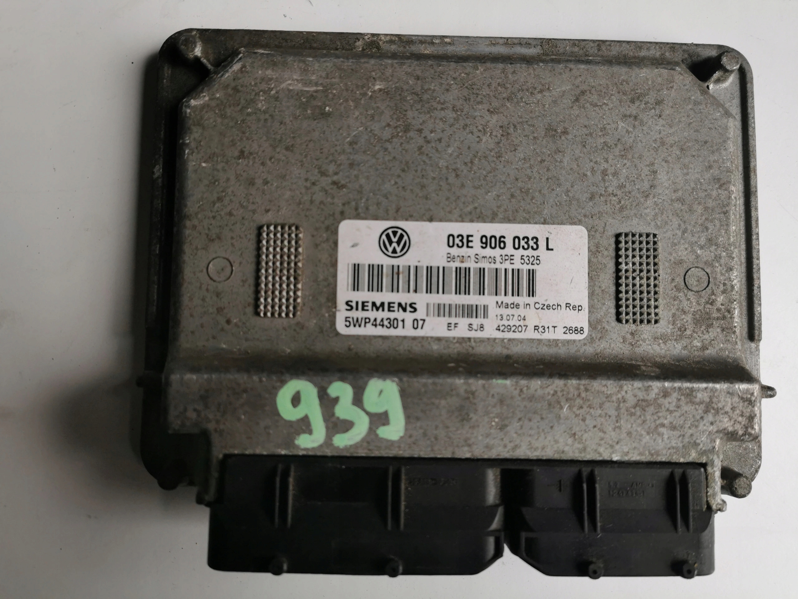VW POLO 1.2B 5WP4430107 03E906033L computer ECU
