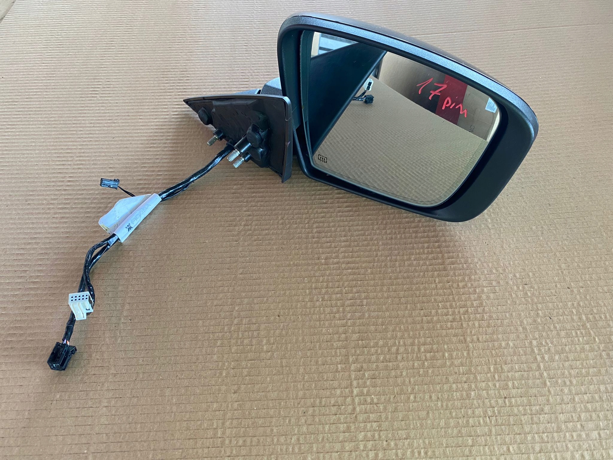 MASERATI LEVANTE SPIEGEL RECHTS KAMERA 17 KABEL
