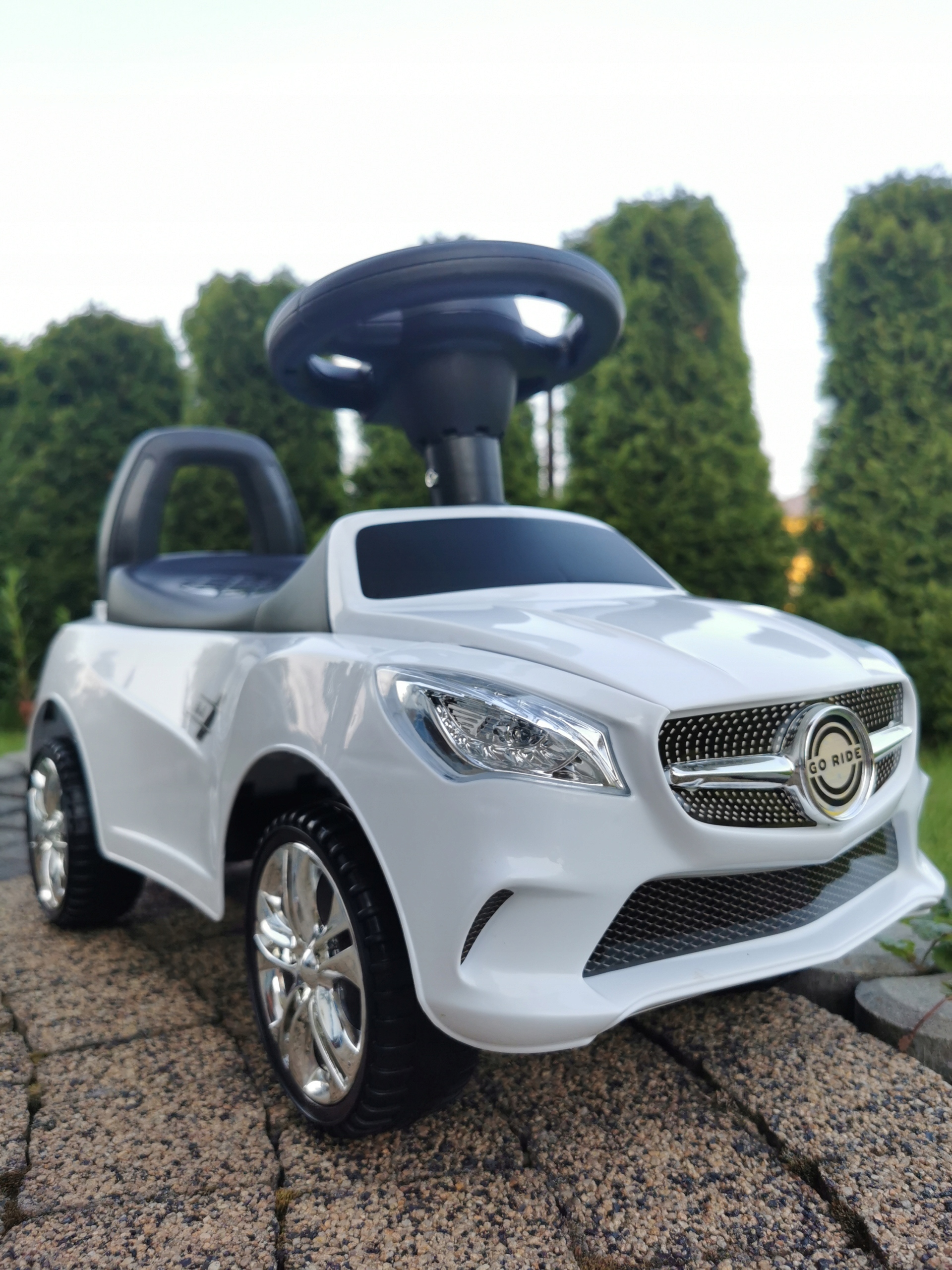 JEŹDZIK PCHACZ AUTO SAMOCHÓD JEEP SUV ŚWIATŁA LED MELODIE KLAKSON BAGAŻNIK EAN (GTIN) 5904462000071