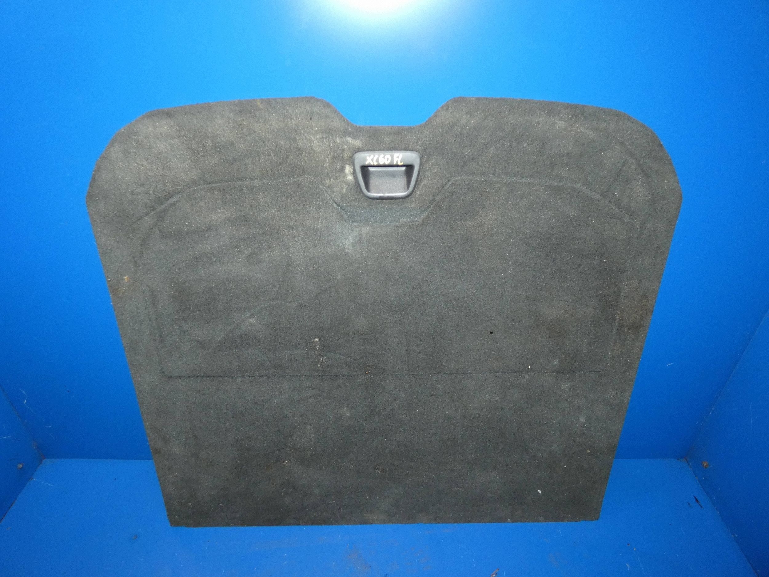 VOLVO XC60 and floor mats boot