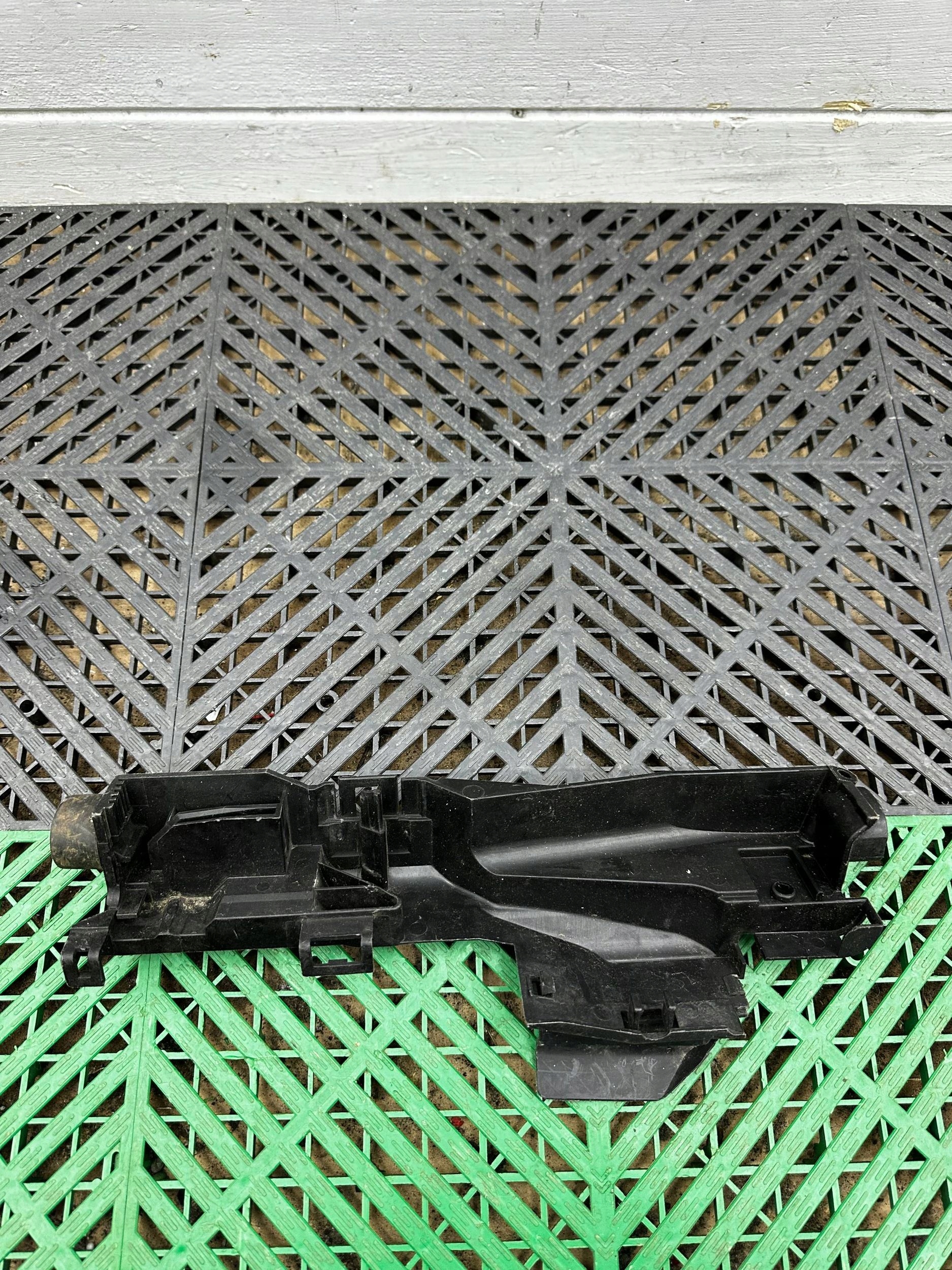 Support plaque Radiateur BMW X3 E83 7530252