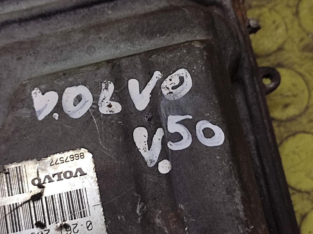 VOLVO V50 control unit of the engine 0261209009