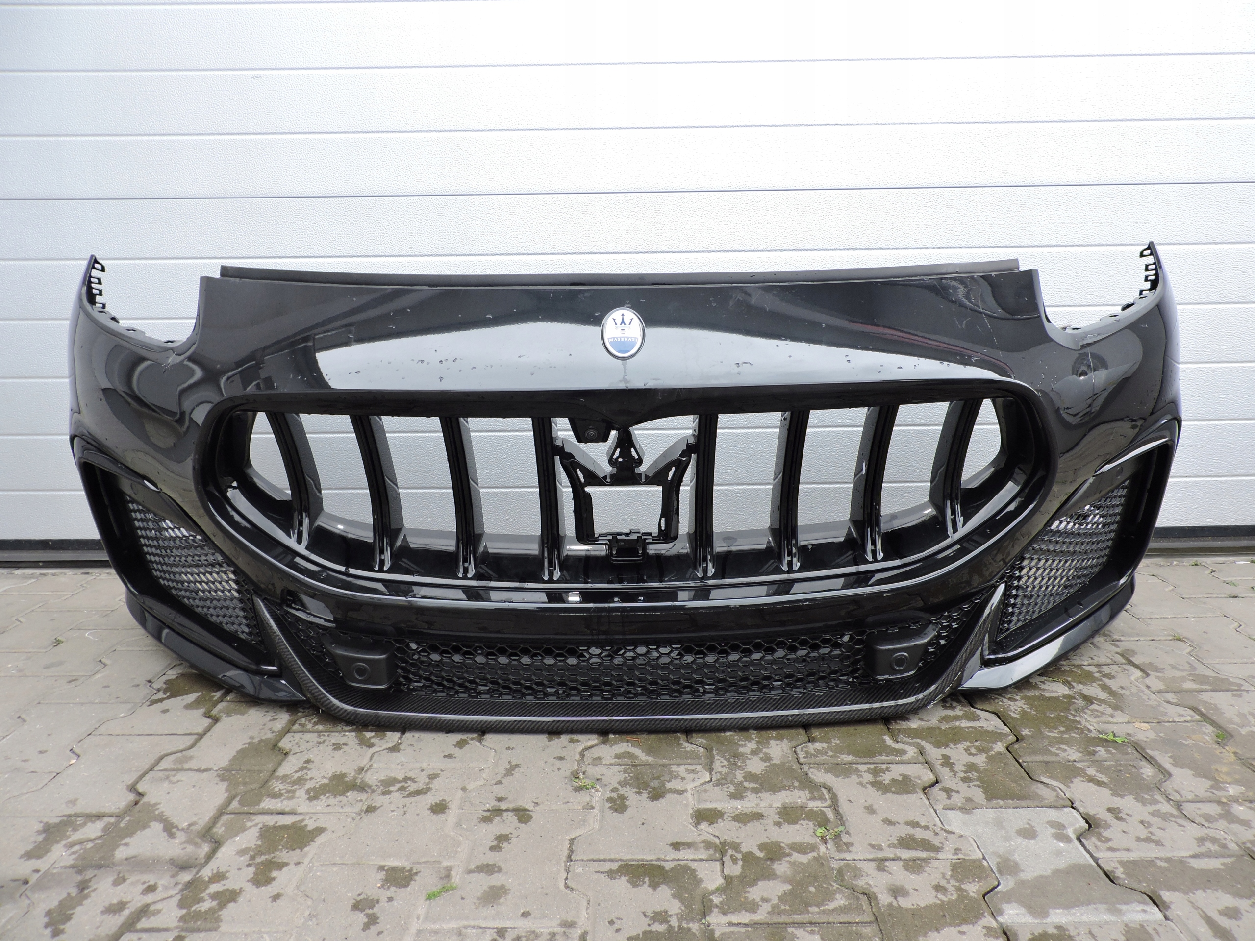ZDERZAK PRZÓD MASERATI GRECALE TROFEO CARBON 3.0