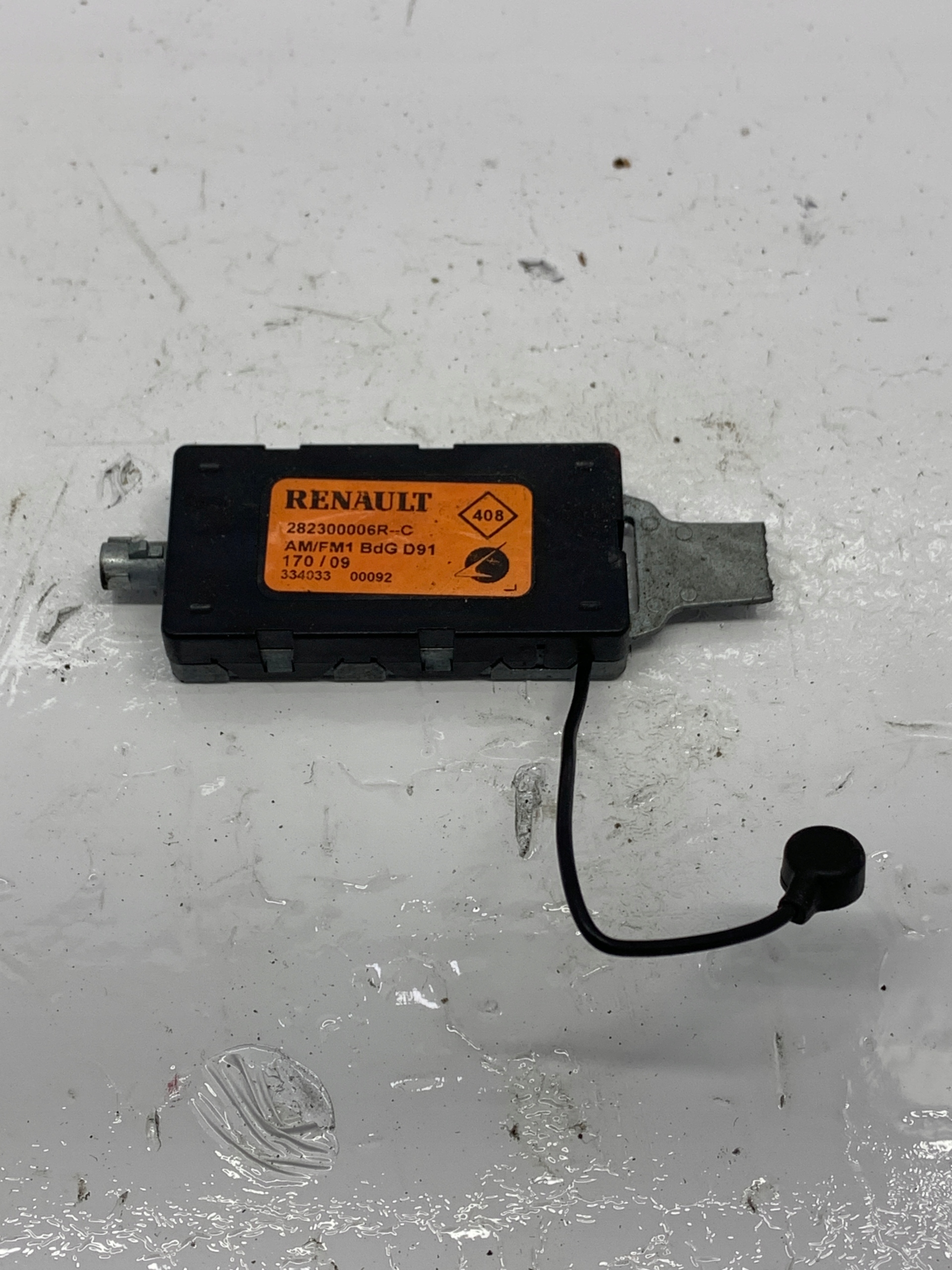 module ANTENY amplifier 282300006R RENAULT