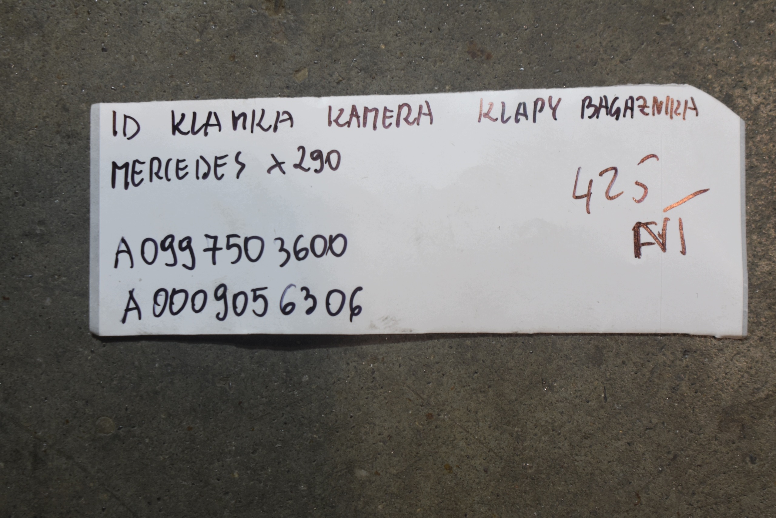 perfect condition handle KAMERA bonnet boot MERCEDES X290 1