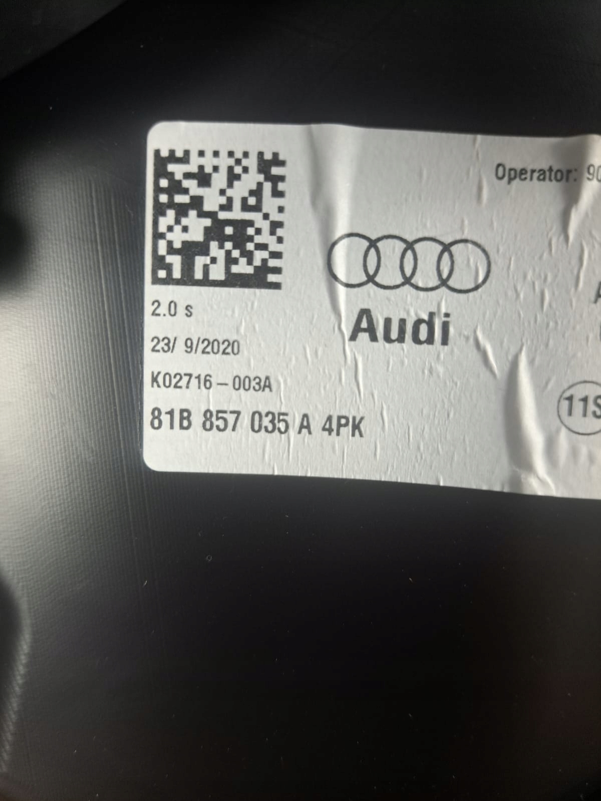 бардачок консоли Audi SQ2 81B857035A