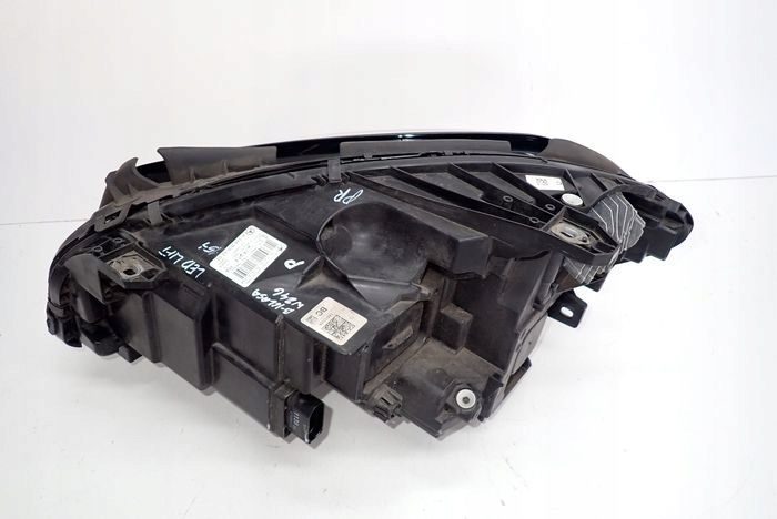 MERCEDES W246 B-class LED PERFORMANCE 15- reflektor right light A2469066201
