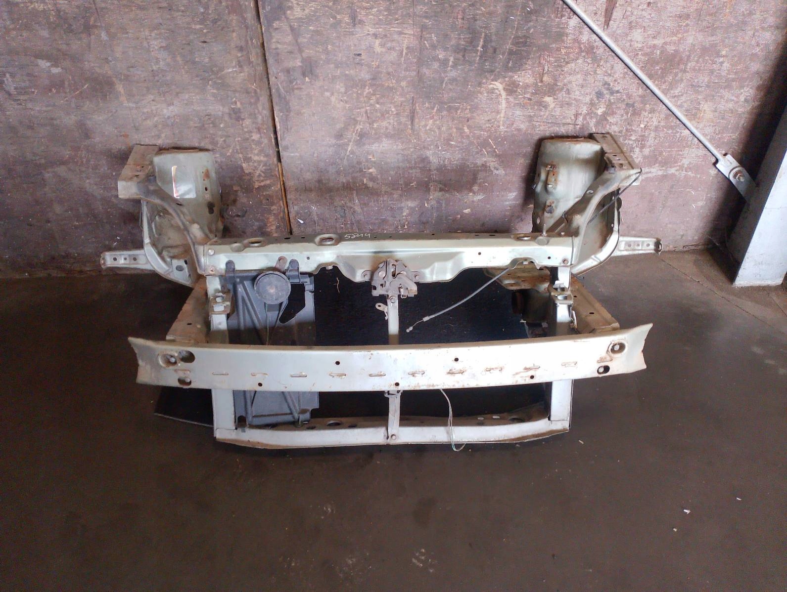 support panel for radiators pillar iron TOYOTA YARIS and LIFT ID: 192444
