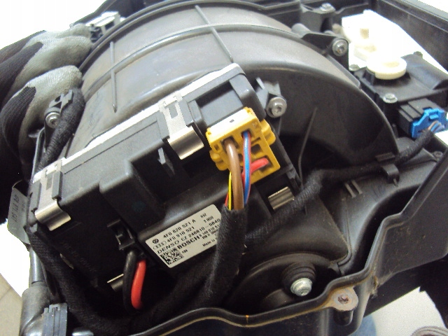 радиатор отопителя Audi A6 C6 3.0 tdi универсал 2004-