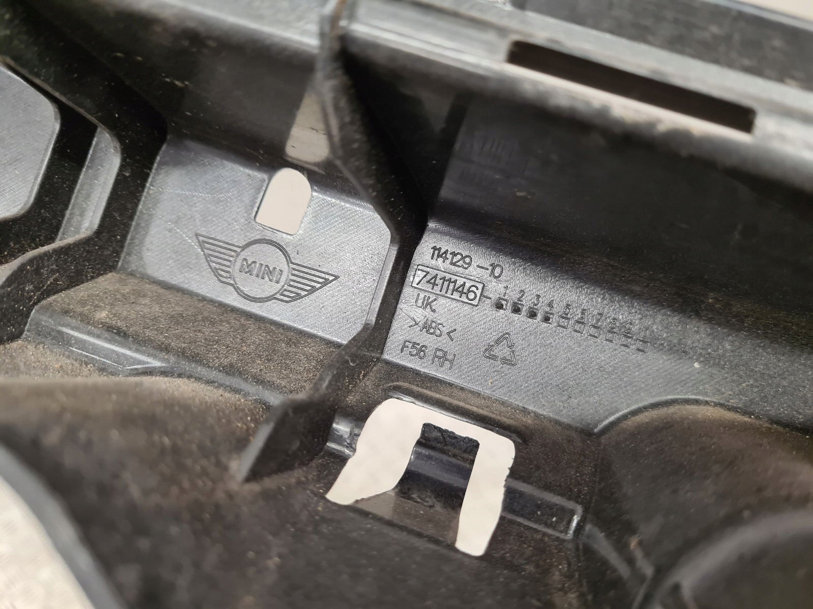 MINI F56 bumper bracket rear part right 7411146