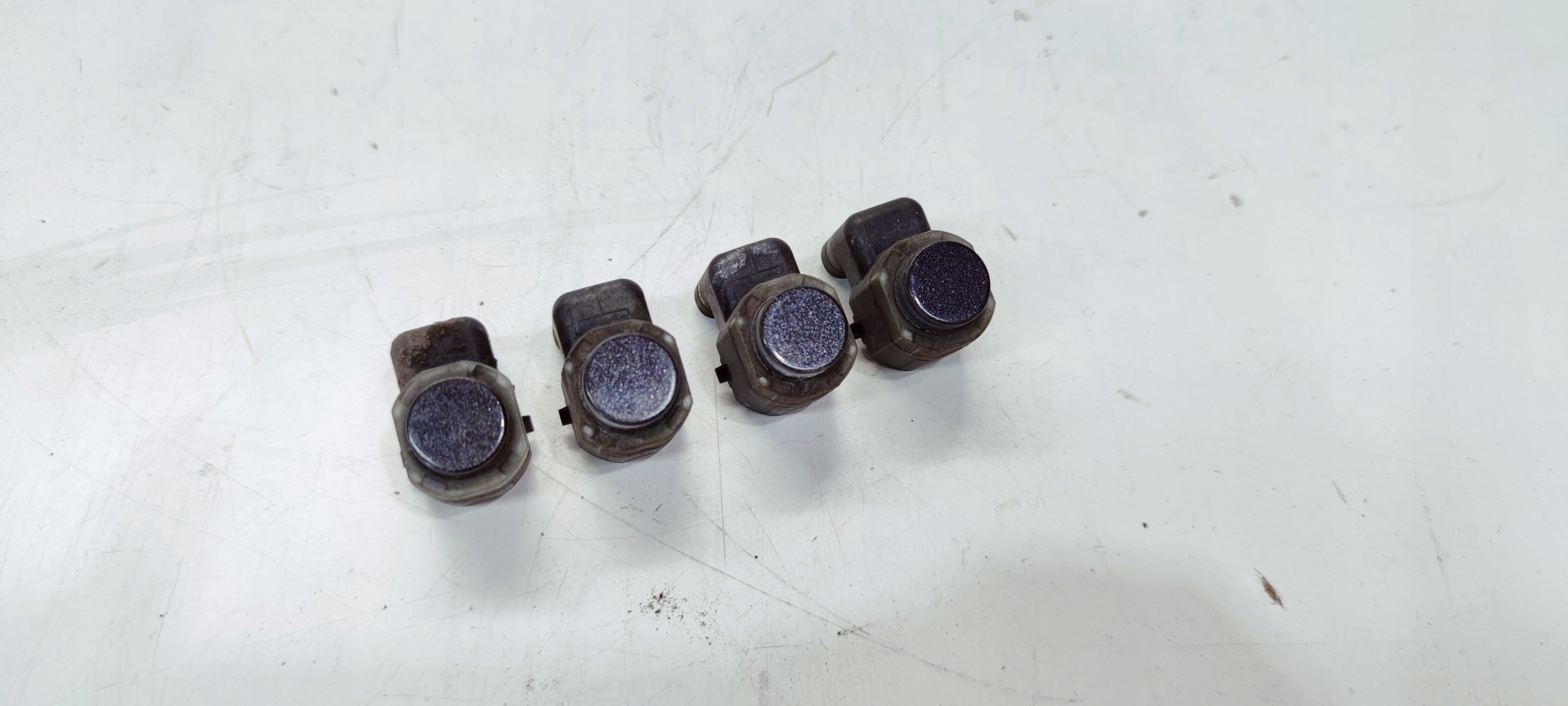 SENSOR PARKEN PDC VORNE ODER HECK AUDI 4H0919275A