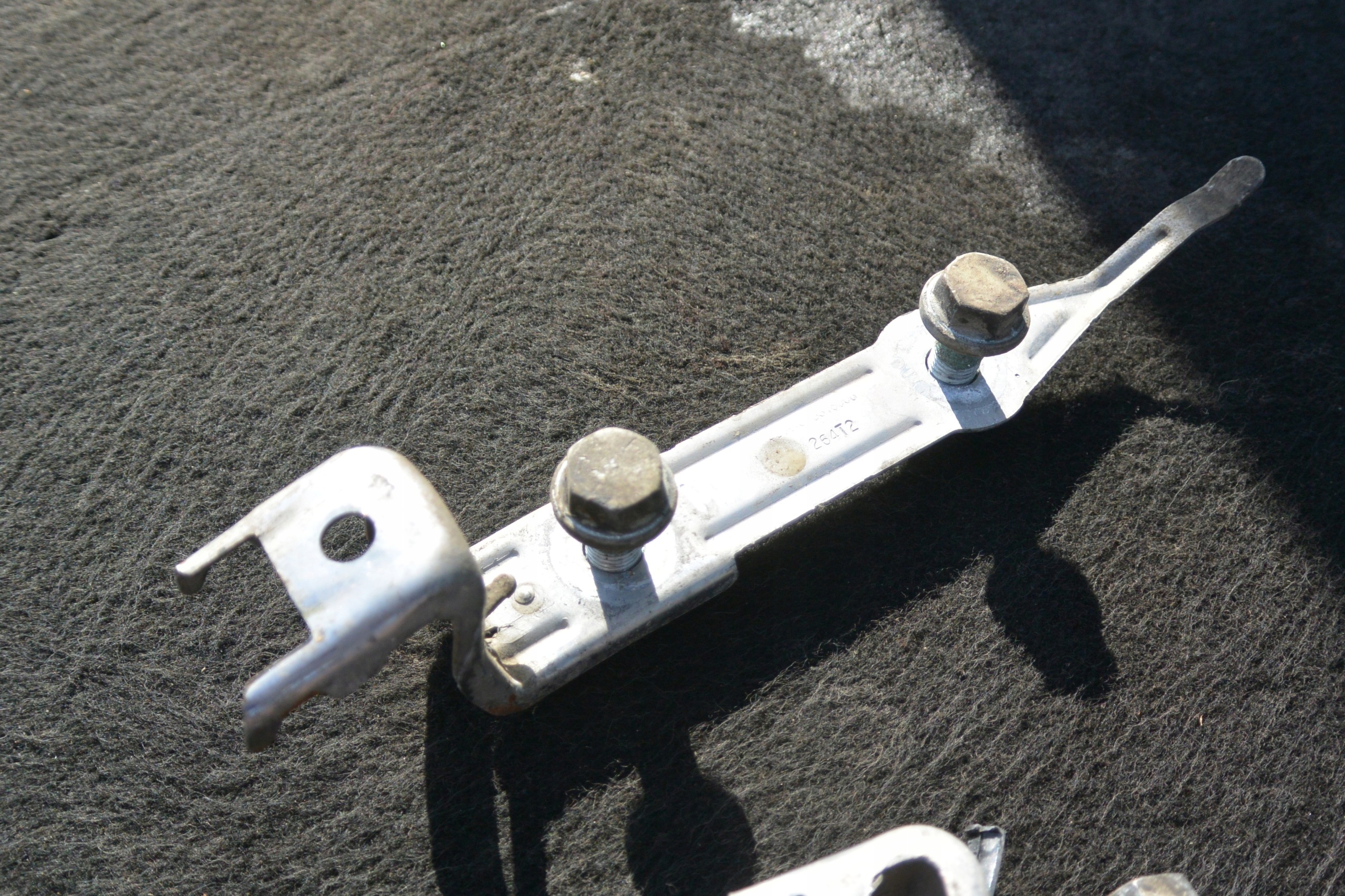 console holder bracket WOZKA springing MERCEDES-BENZ GLE GLS W167 X167