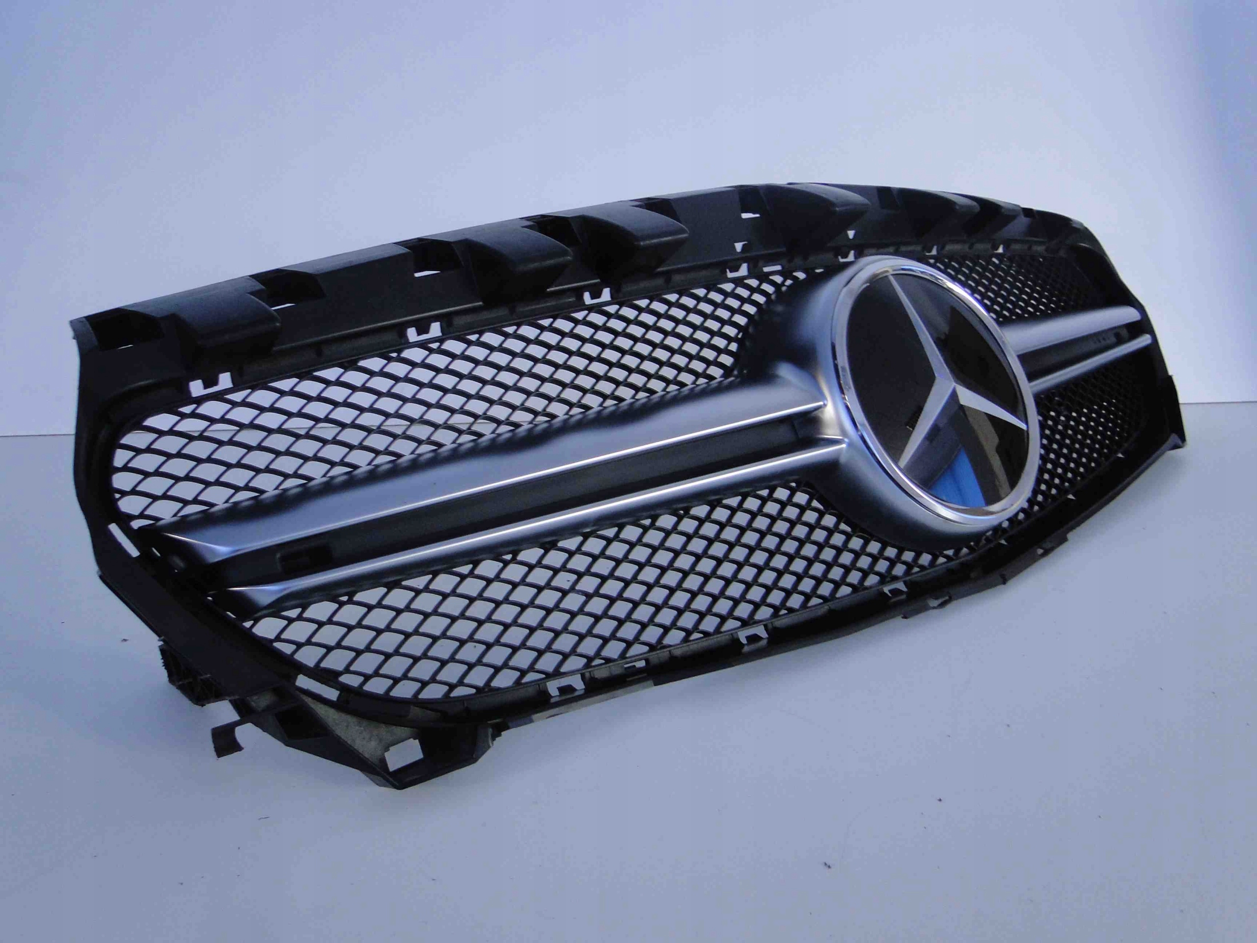 MERCEDES CLA 117 GRILL ATRAPA 45 AMG DISTRONIC Typ samochodu Samochody osobowe