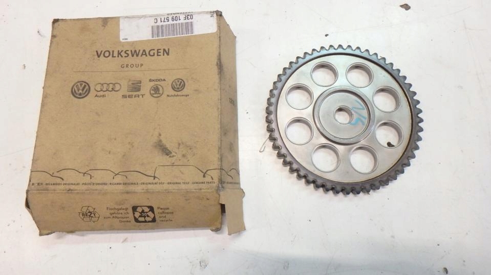 03F109571C - VW SEAT SKODA ШКІВ ГРМ 03C109571F