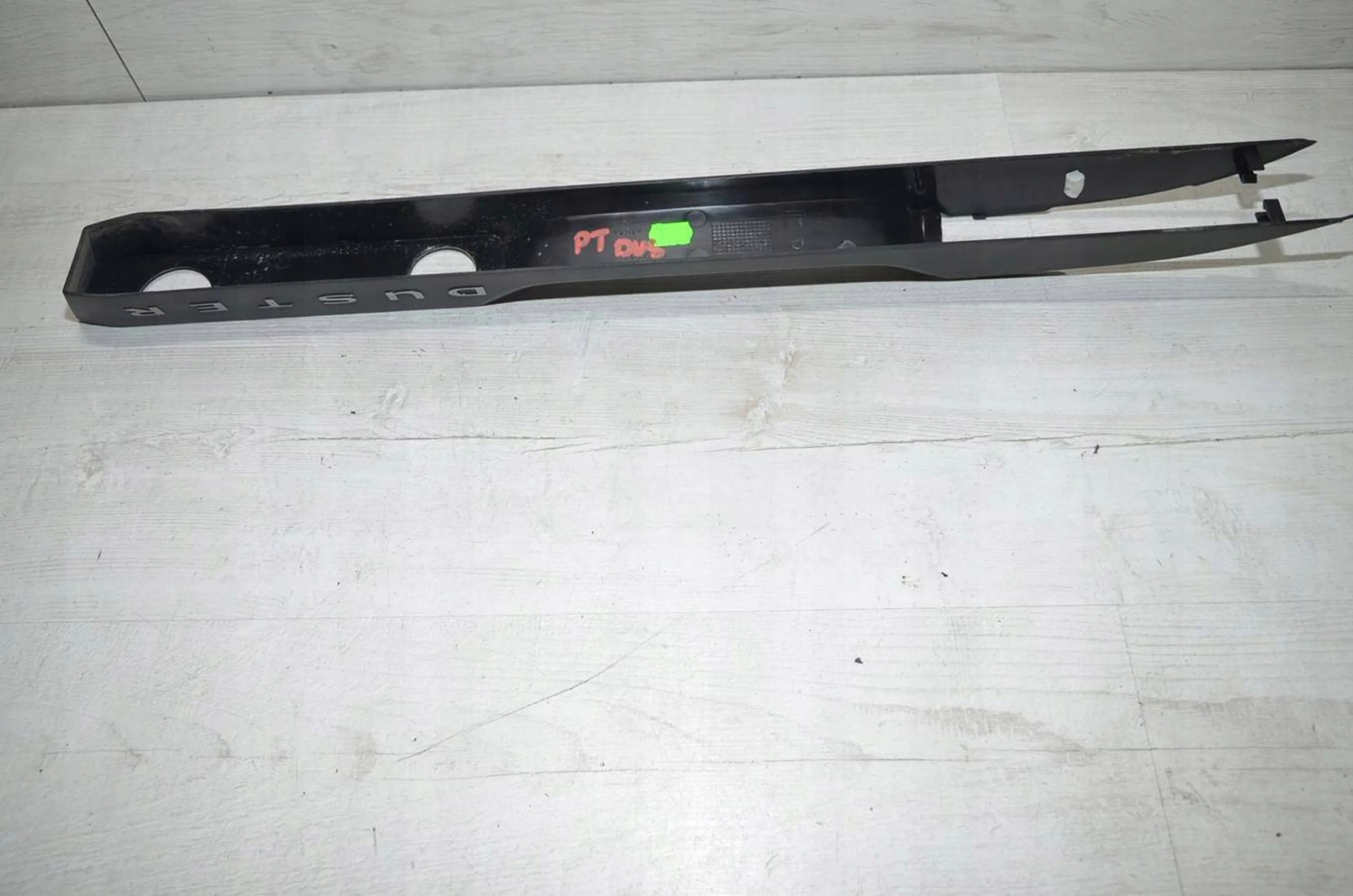 Dacia Duster II 2018 rear part side right ski spoiler