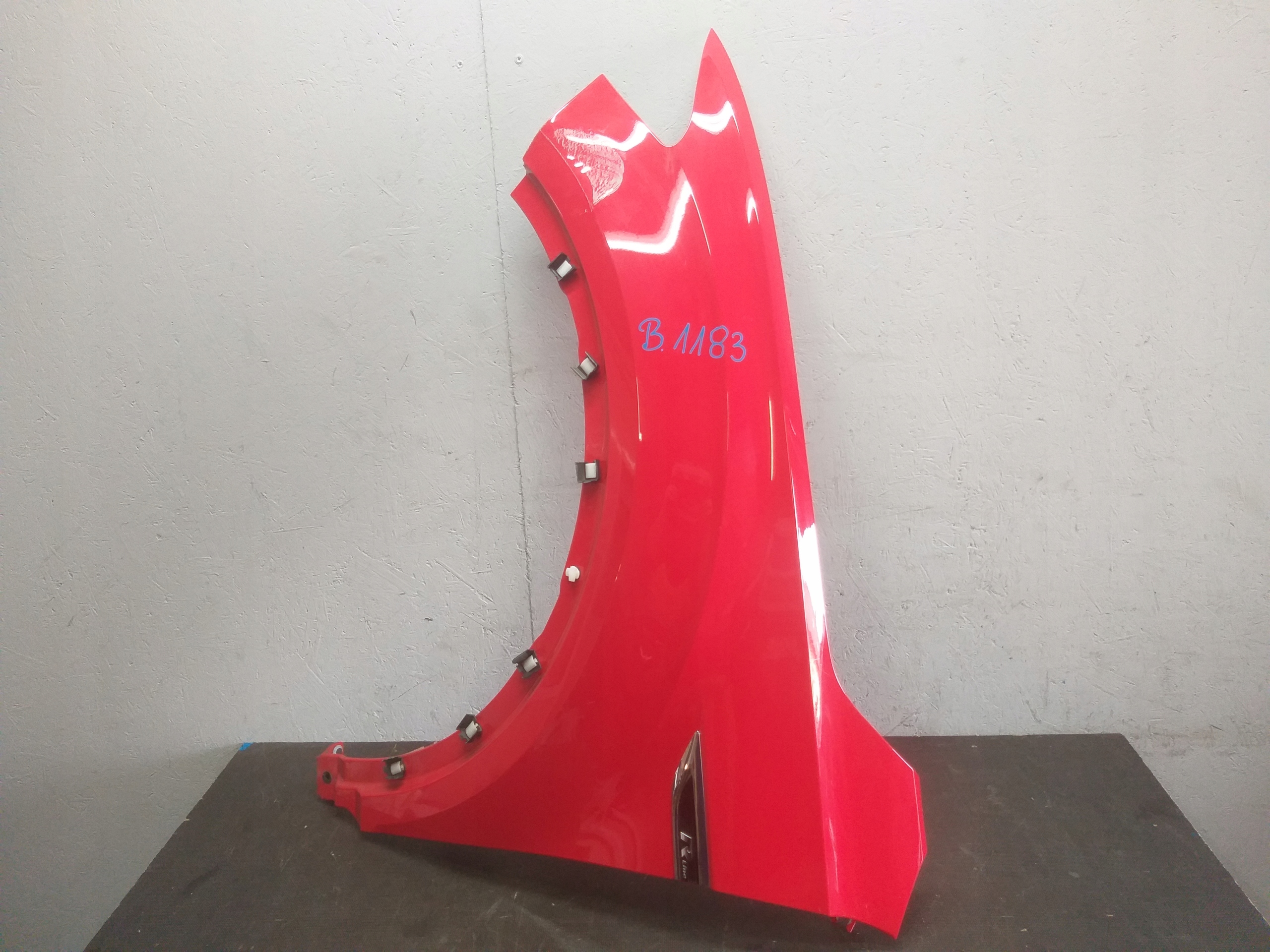 FENDER FRONT LEFT VW T-ROC T ROC