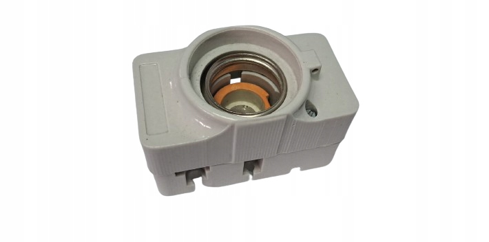 GNIAZDO BEZPIECZNIKOWE PORCELANOWE 63A