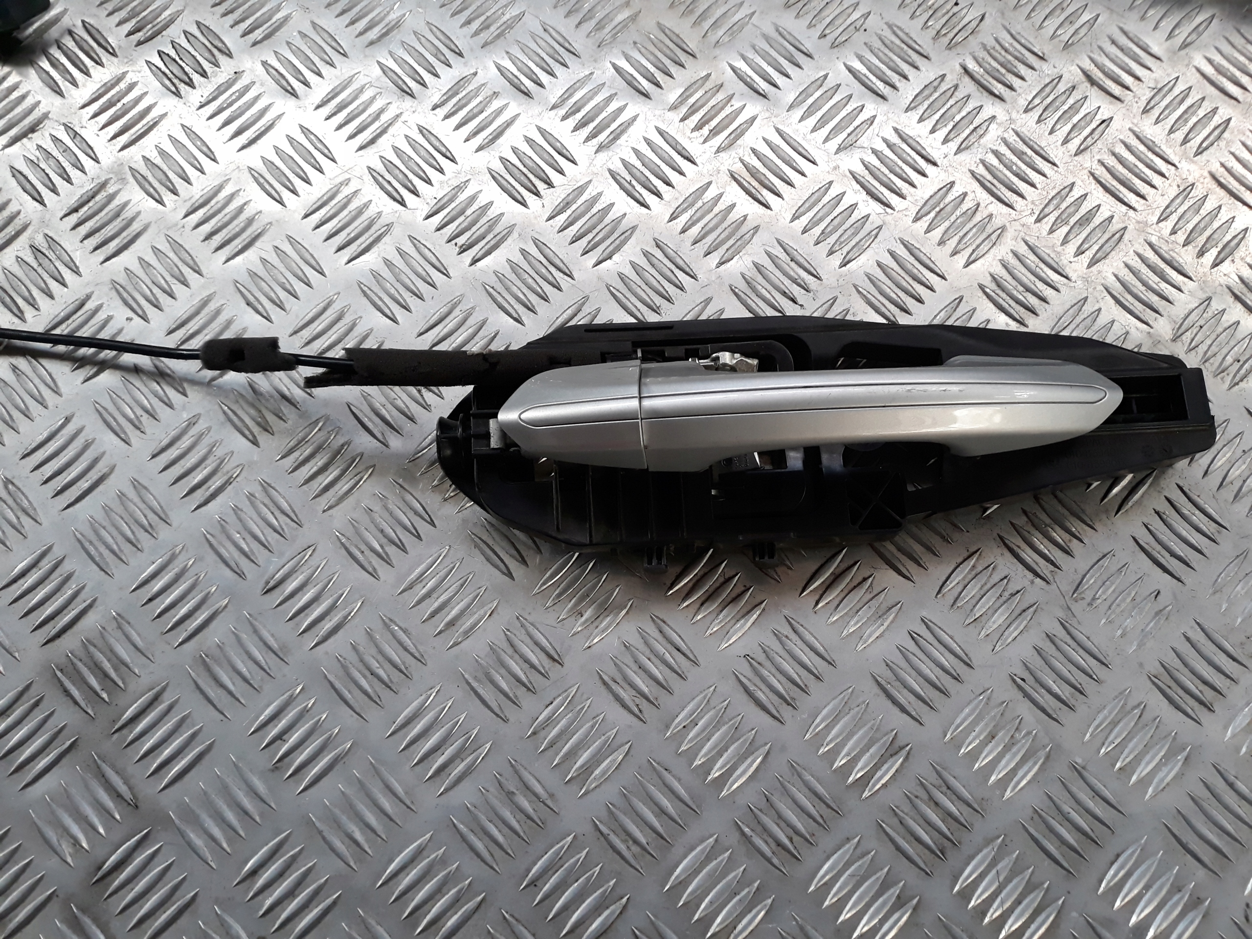 KLAMKA DRZWI PRAWY PRZOD PRZEDNIA FORD FUSION MK5