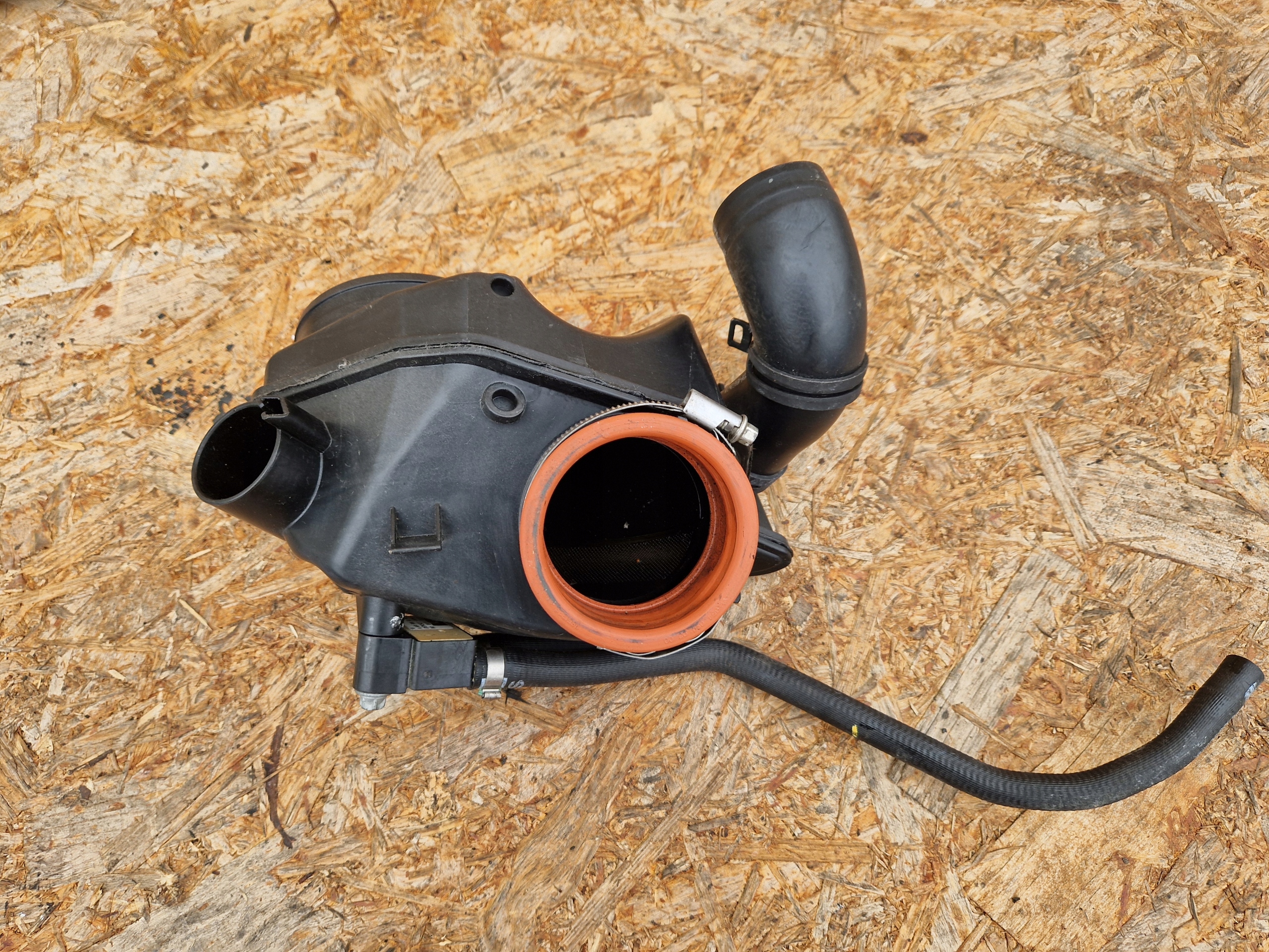 rohr DOLOT ODMA MERCEDES 2.0CDI A6540901301