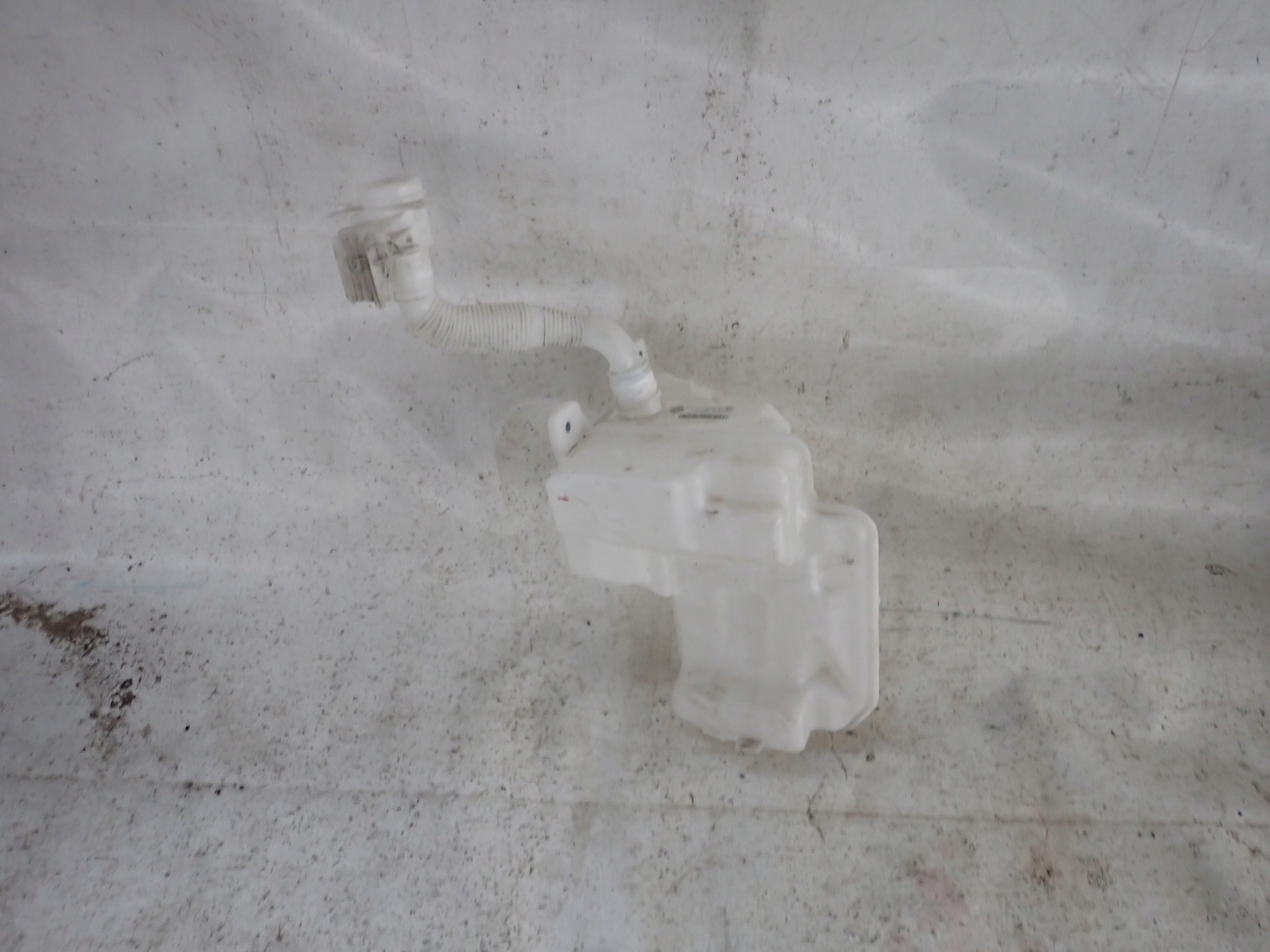 VW SKODA SEAT AUDI - Behälter der Spritzdüse