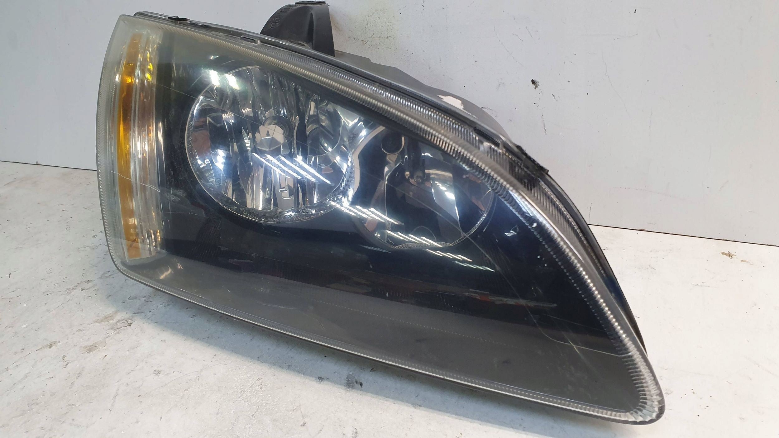 Licht vorne rechts FORD FOCUS MK2 04
