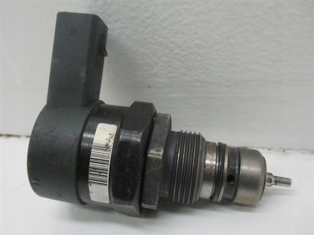 MERCEDES 3.0 CDI топливный датчик клапан A6420780149