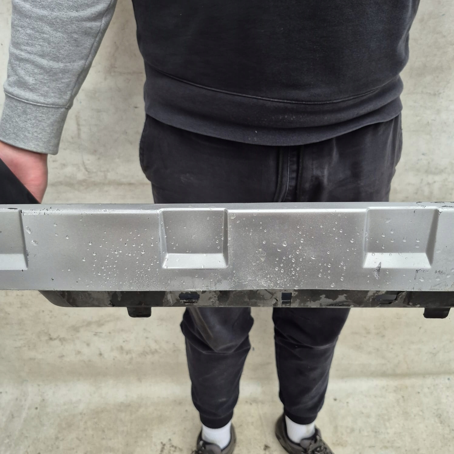MITSUBISHI L200 V LIFT 19-> bumper rear part rear PDC