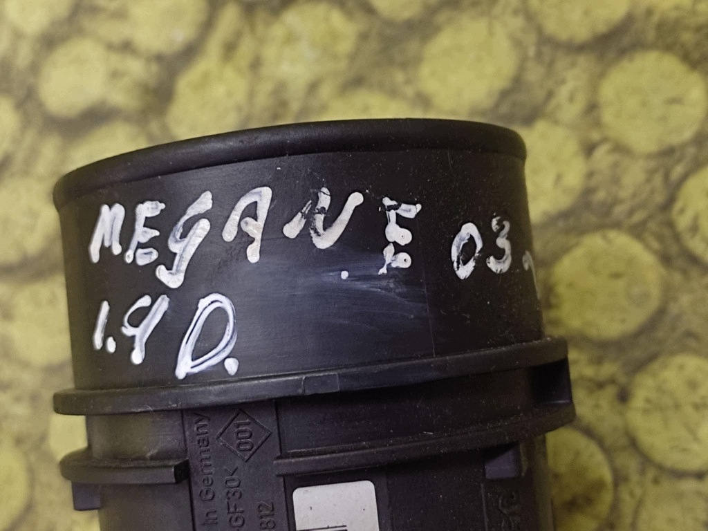RENAULT MEGANE II 1.9 D flow meter 7700109812