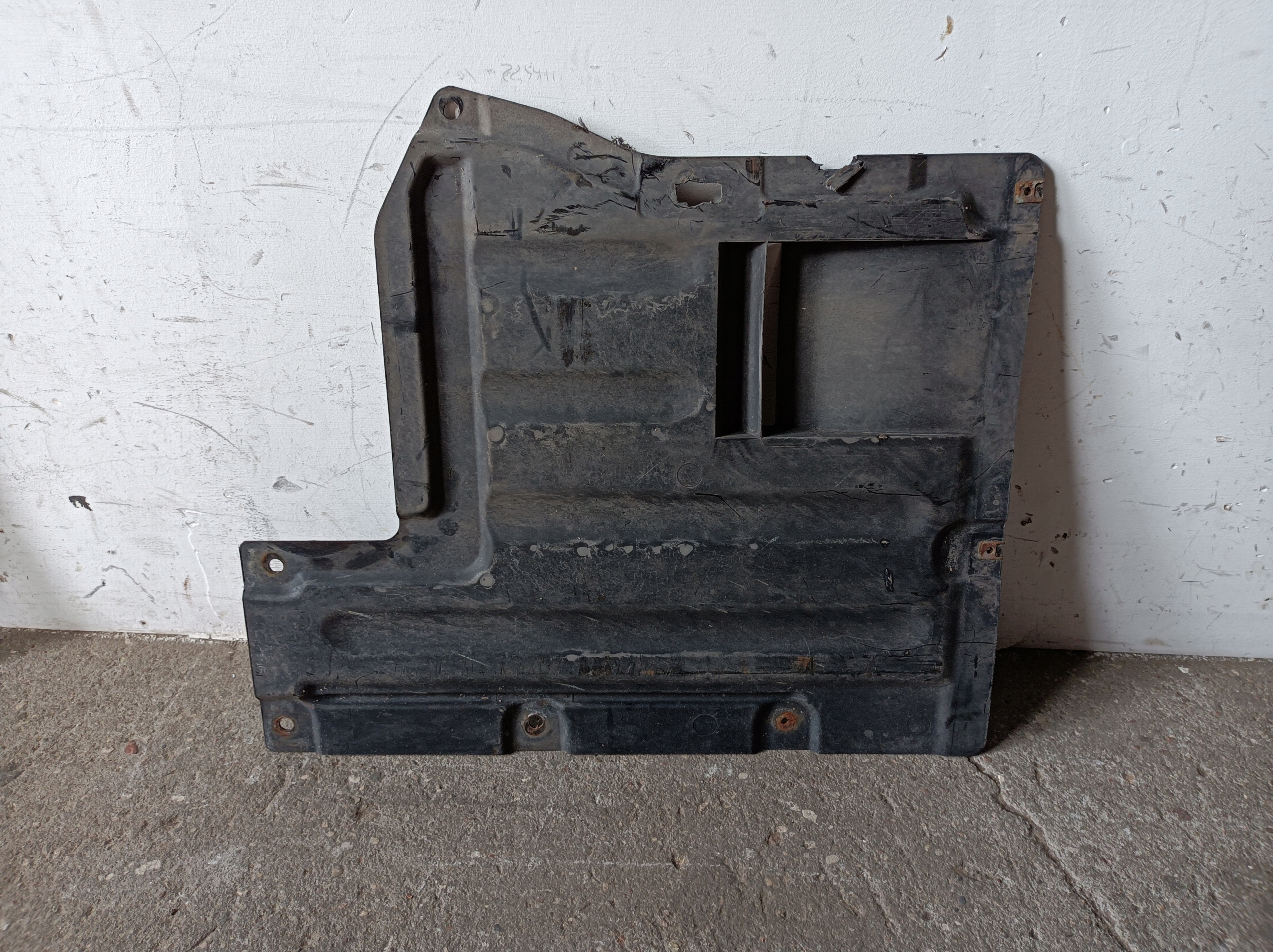 cover chassis BMW E87 E90 7167810 7167421