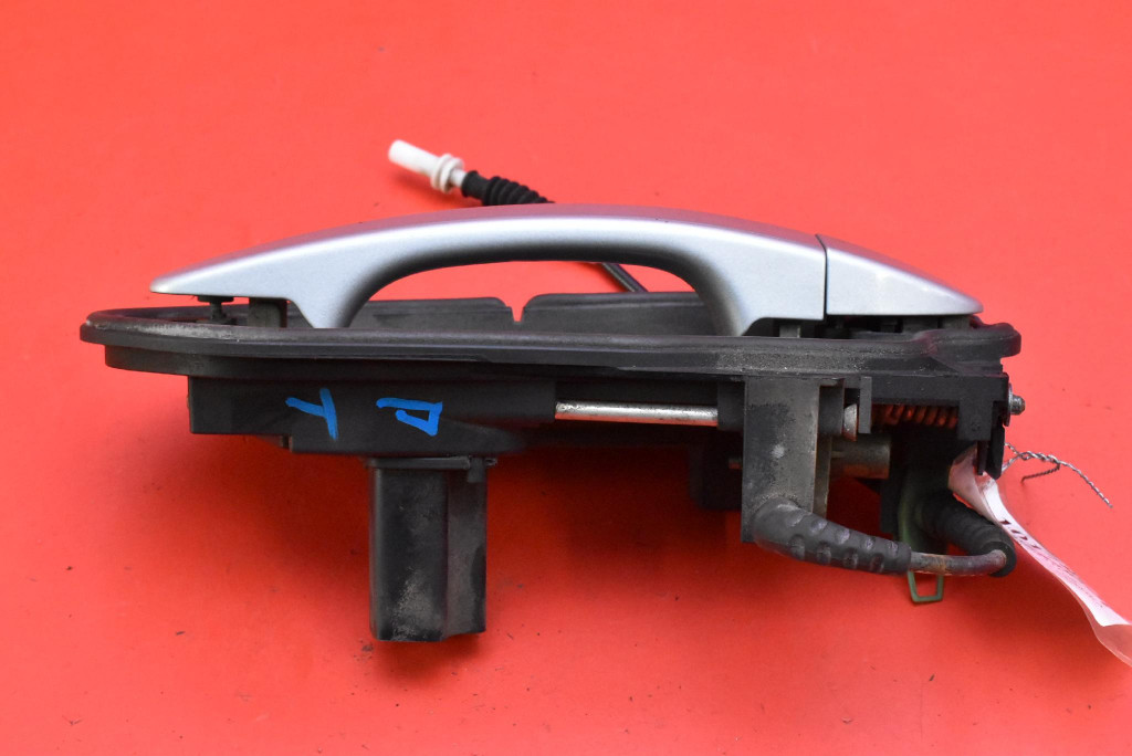 handle right rear part rear 354/7 3330984 BMW X3 E83 06-10