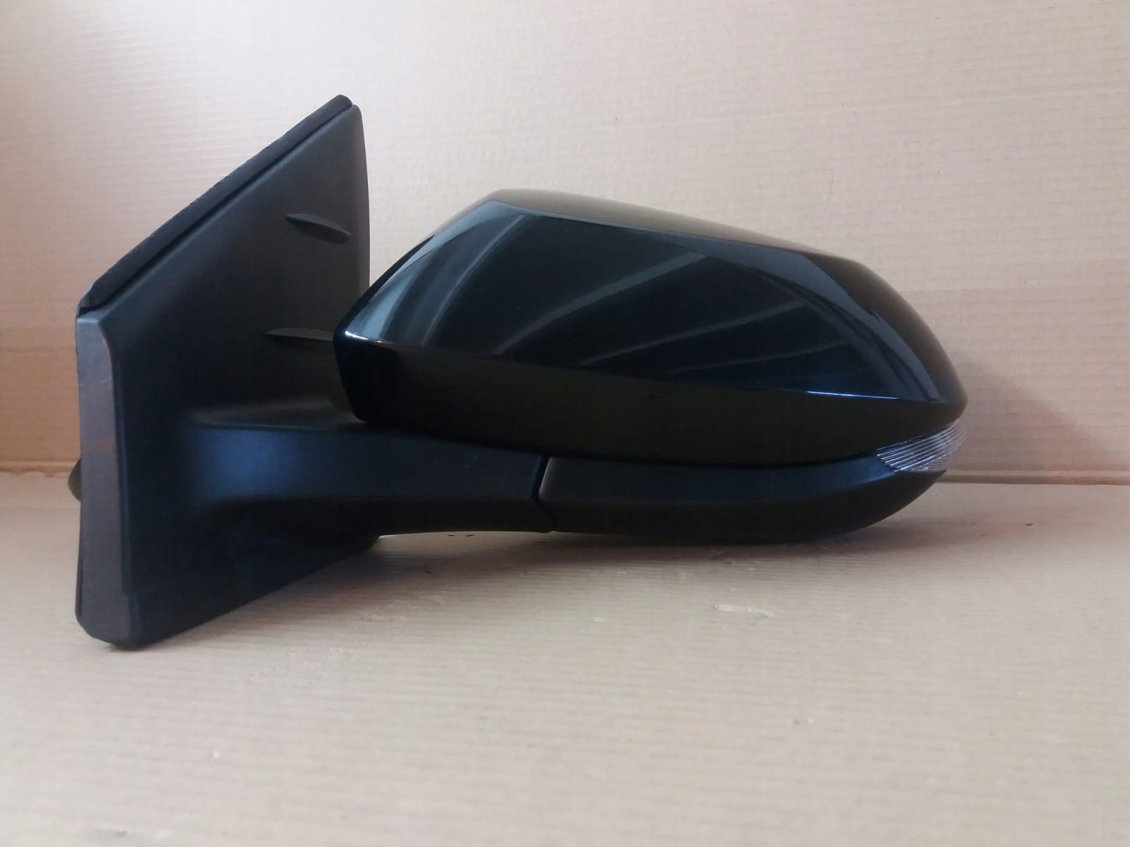 TOYOTA YARIS IV LEWE SKŁADANE ASYSTENT 9 PIN EU