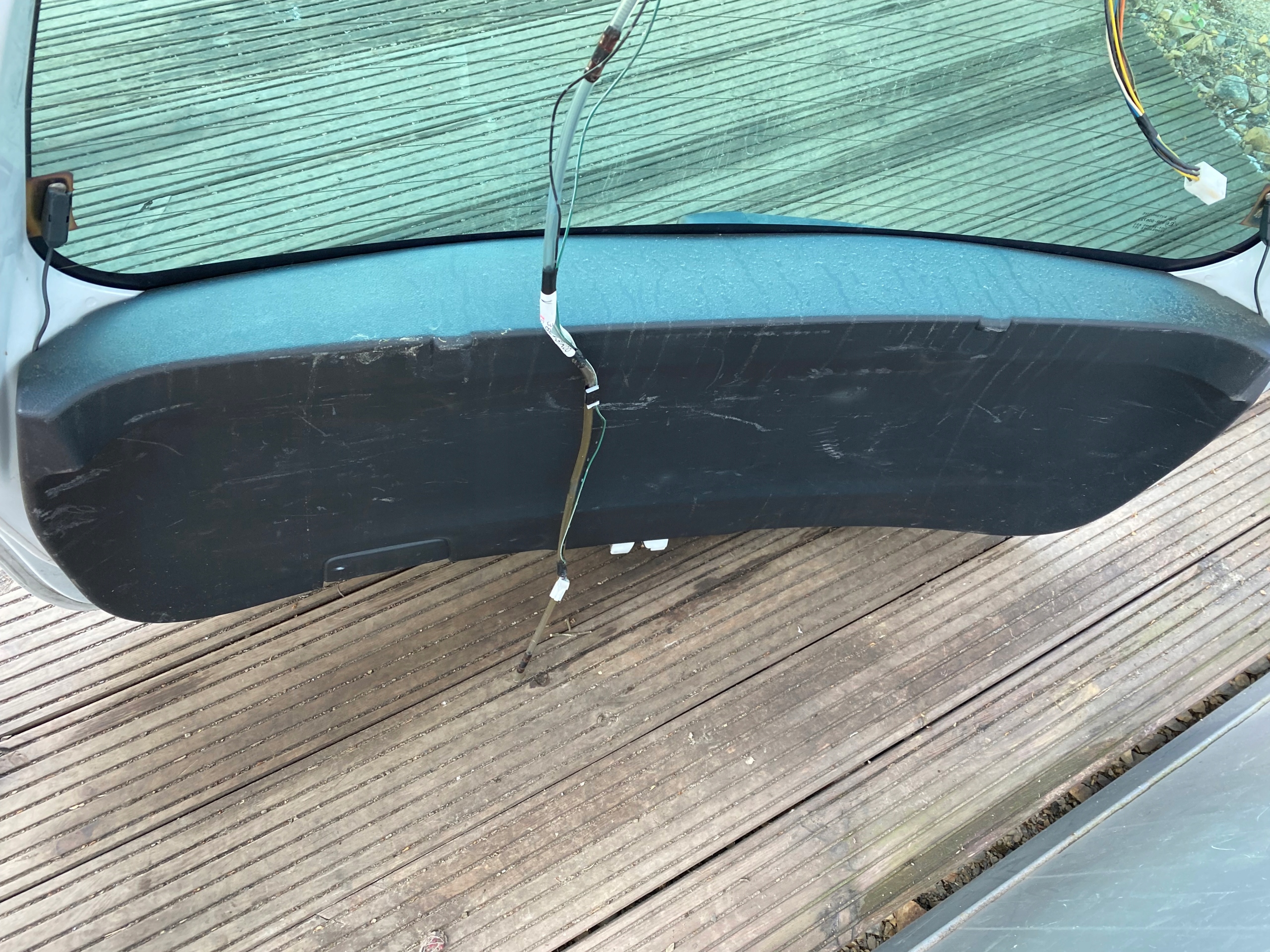 OPEL AGILA B KOMPLETNA KLAPA BAGAŻNIKA ZNLB Kolor biały