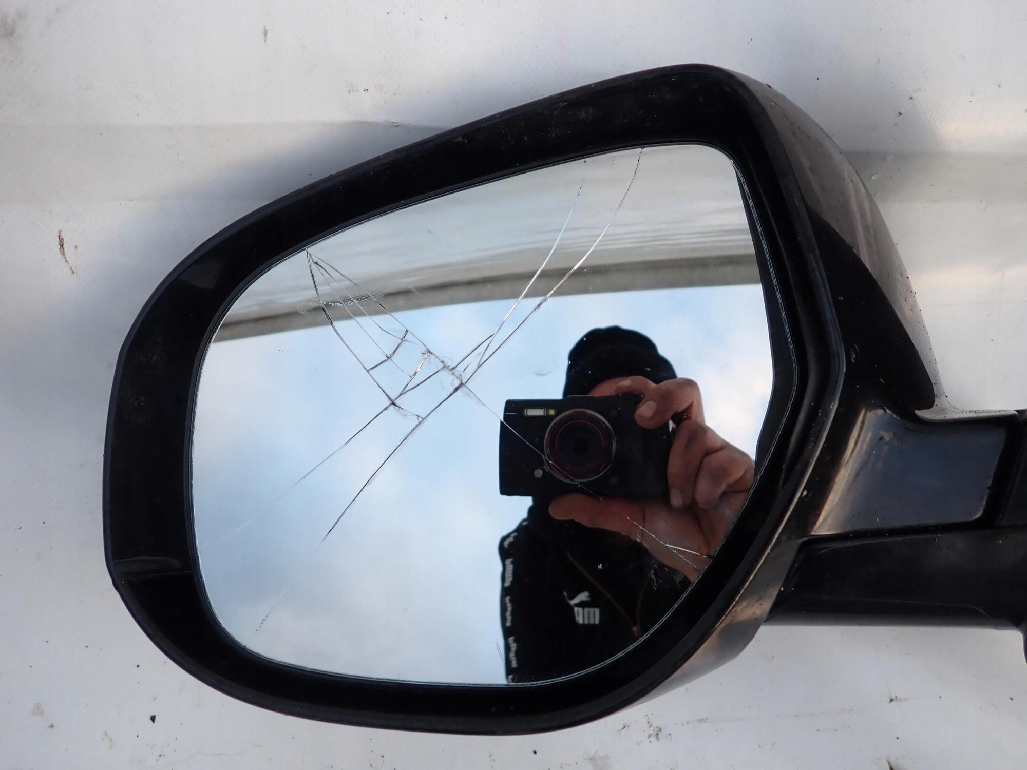 MITSUBISHI OUTLANDER III 3 12- mirror front left