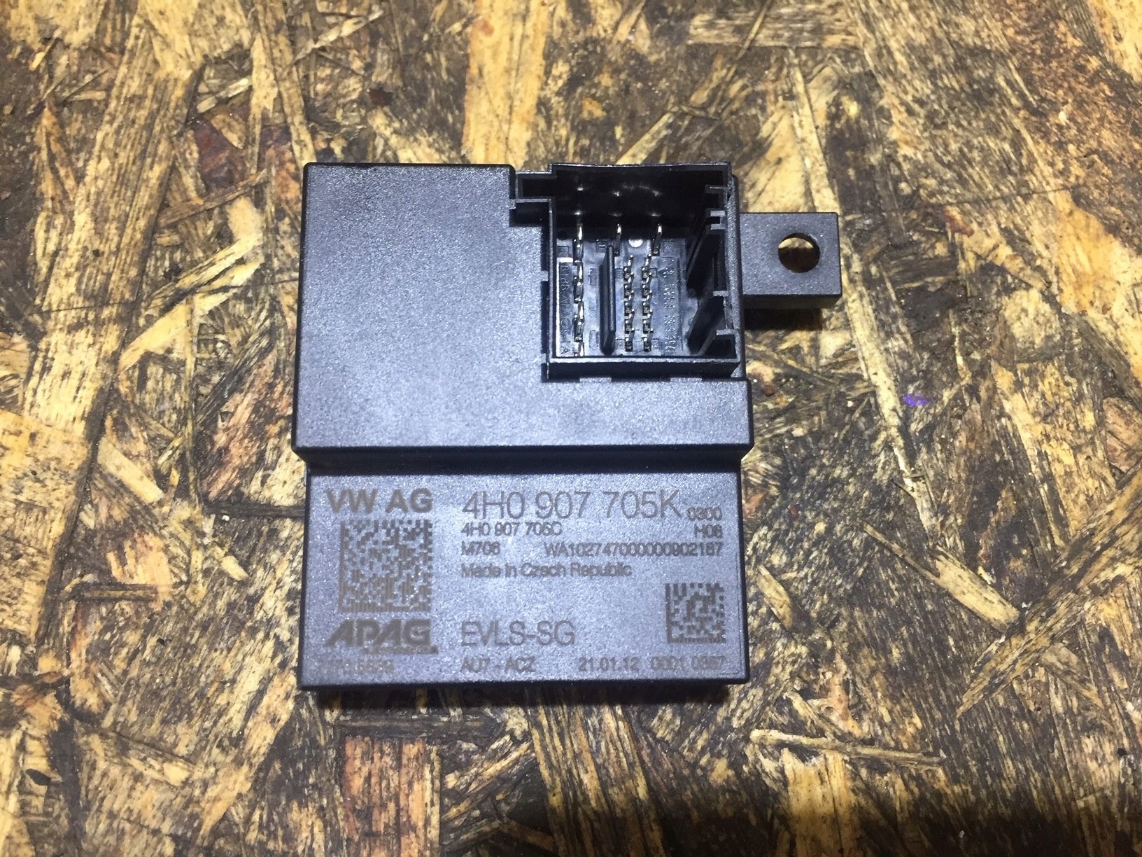 AUDI A8 D4 MODUŁ KOLUMNY KIEROWNICZEJ 4H0907705K