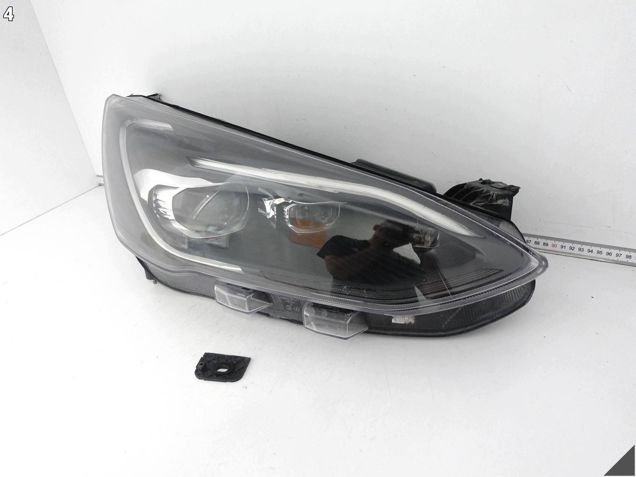 FORD FOCUS IV MK4 (4 GENERACJA) 18-21 light FULL LED right front EUROPA
