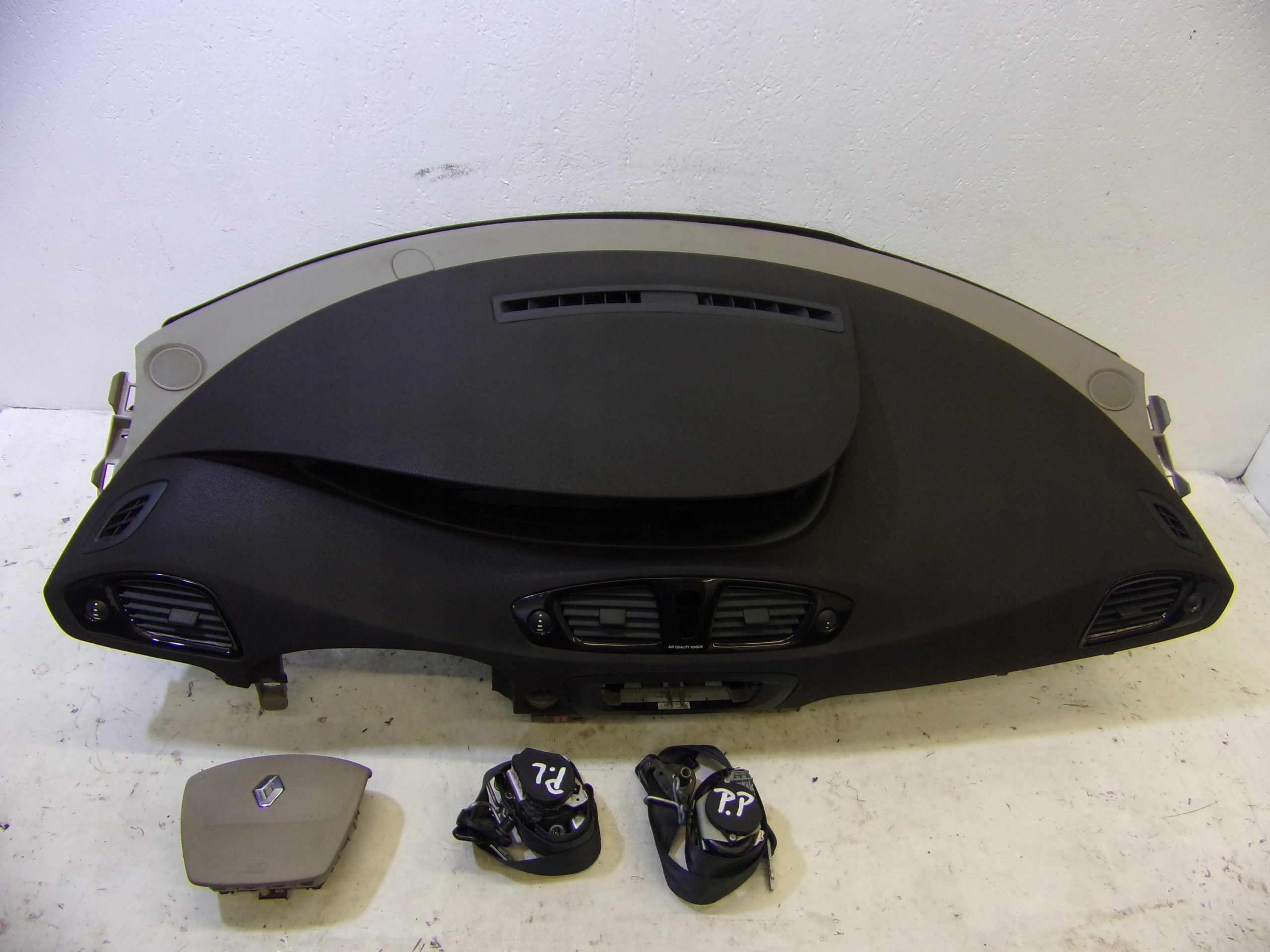 dashboard instrument panel RENAULT SCENIC 3 + airbag + tension belts