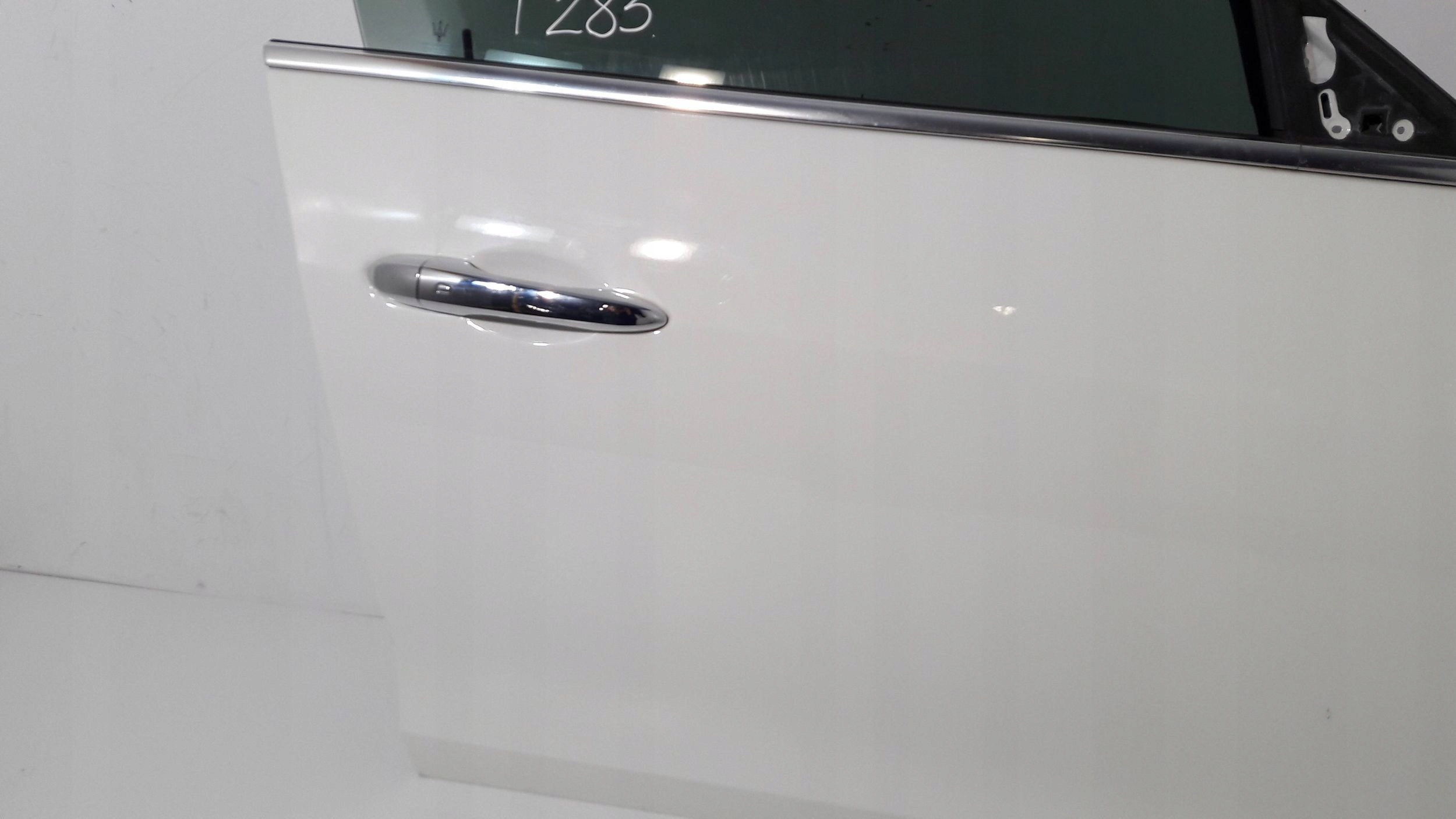 Maserati Ghibli door front