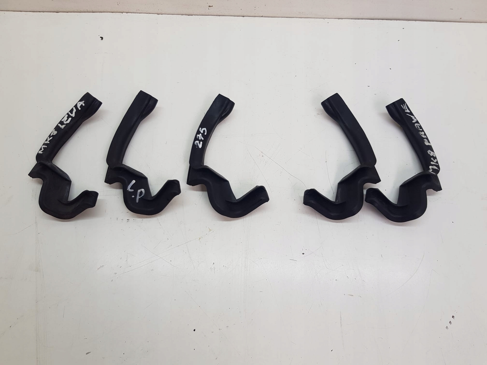 USZCZELKA LEWA PRAWA FORD TRANSIT MK8 >2014