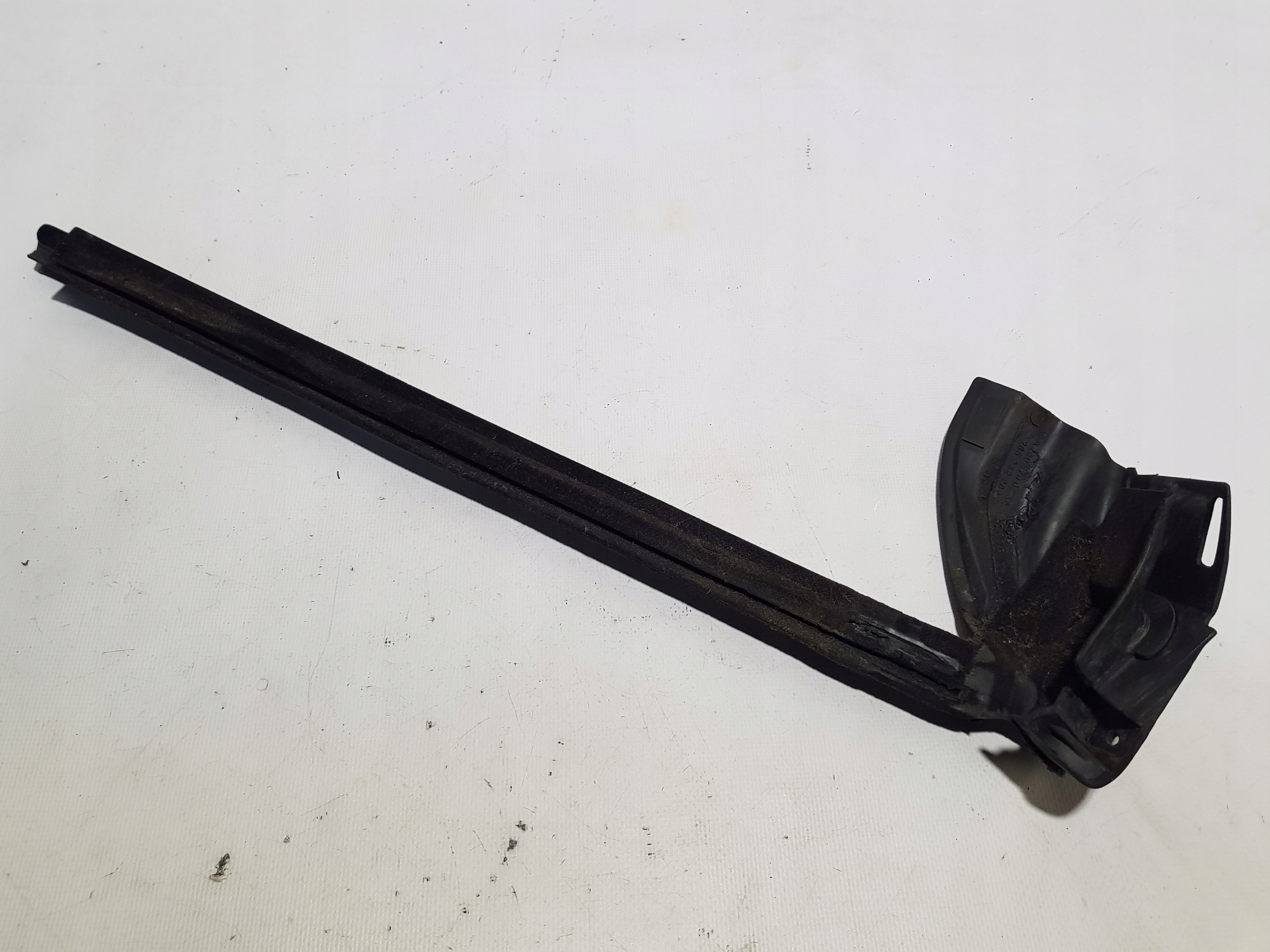 MERCEDES SL R230 moulding gasket windows right