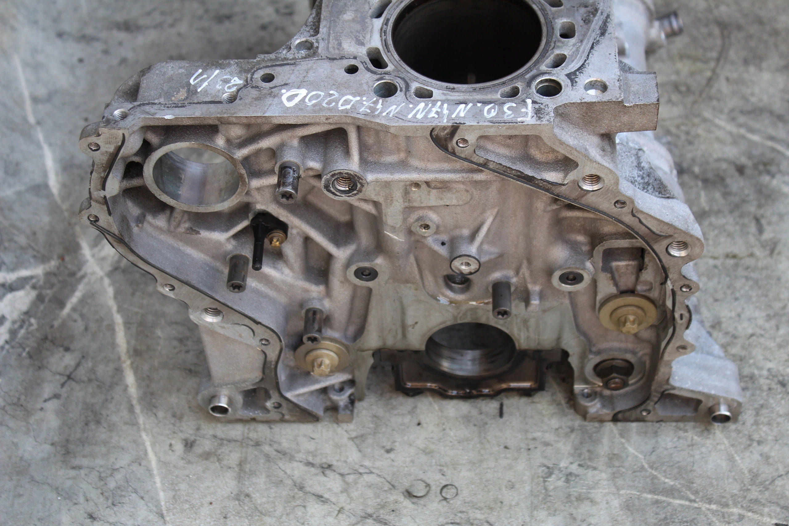 BLOK SILNIKA BMW N47N N47D20 2.0D BMW F30 7810596 30313 NOMINAŁ Typ samochodu Samochody osobowe