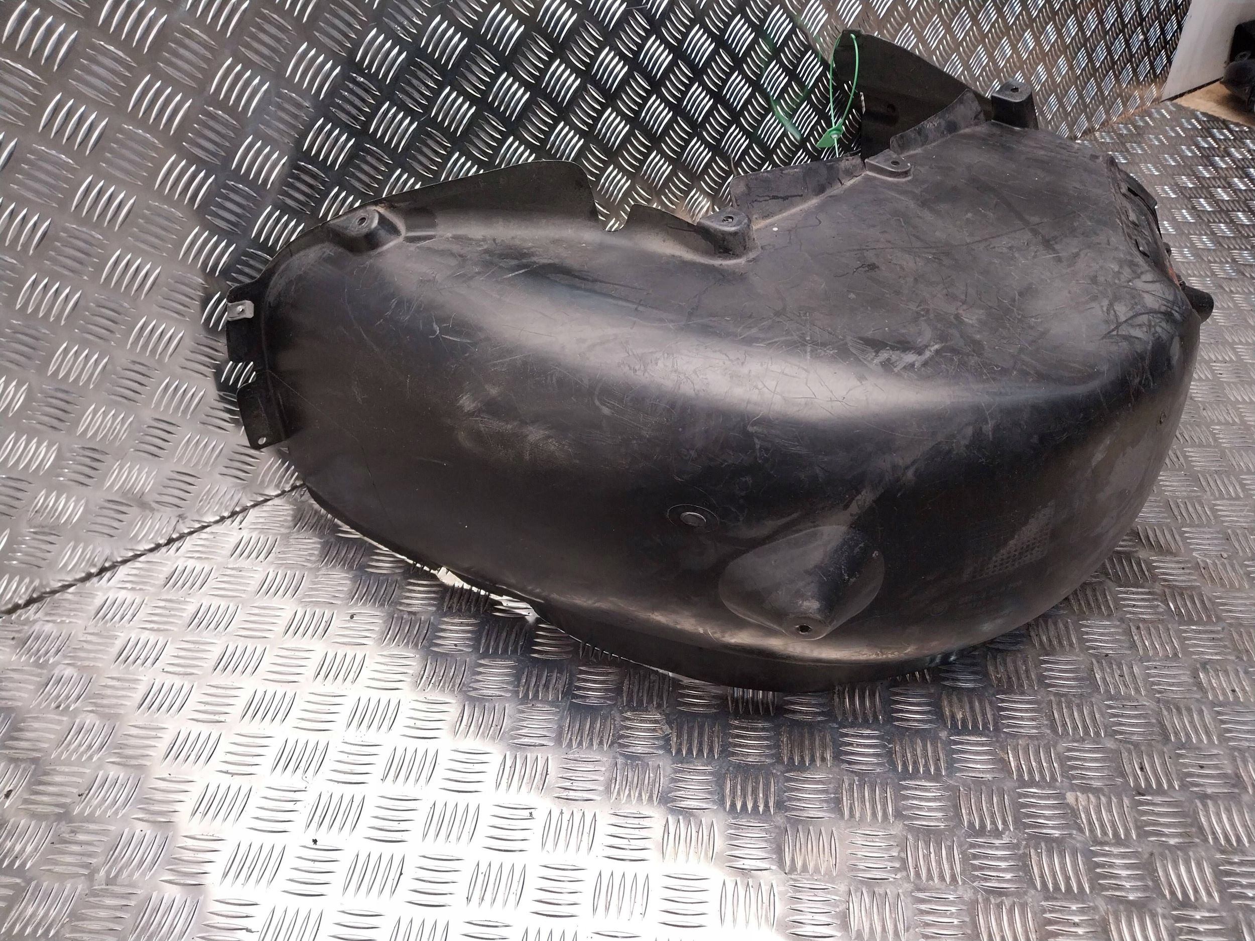 mudguard left rear part 51718040795 BMW MINI