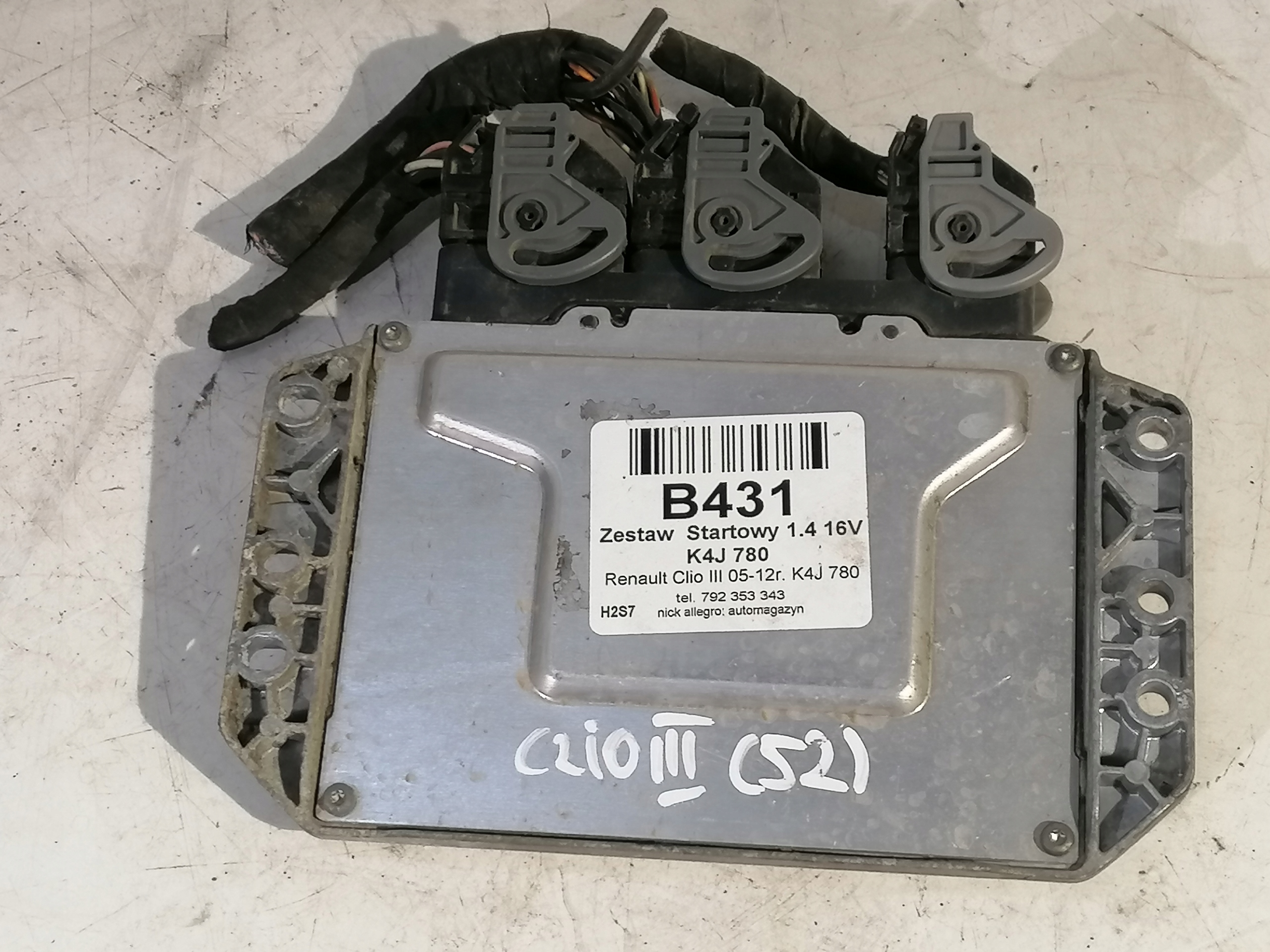 Renault Clio III computer control unit 8200504593