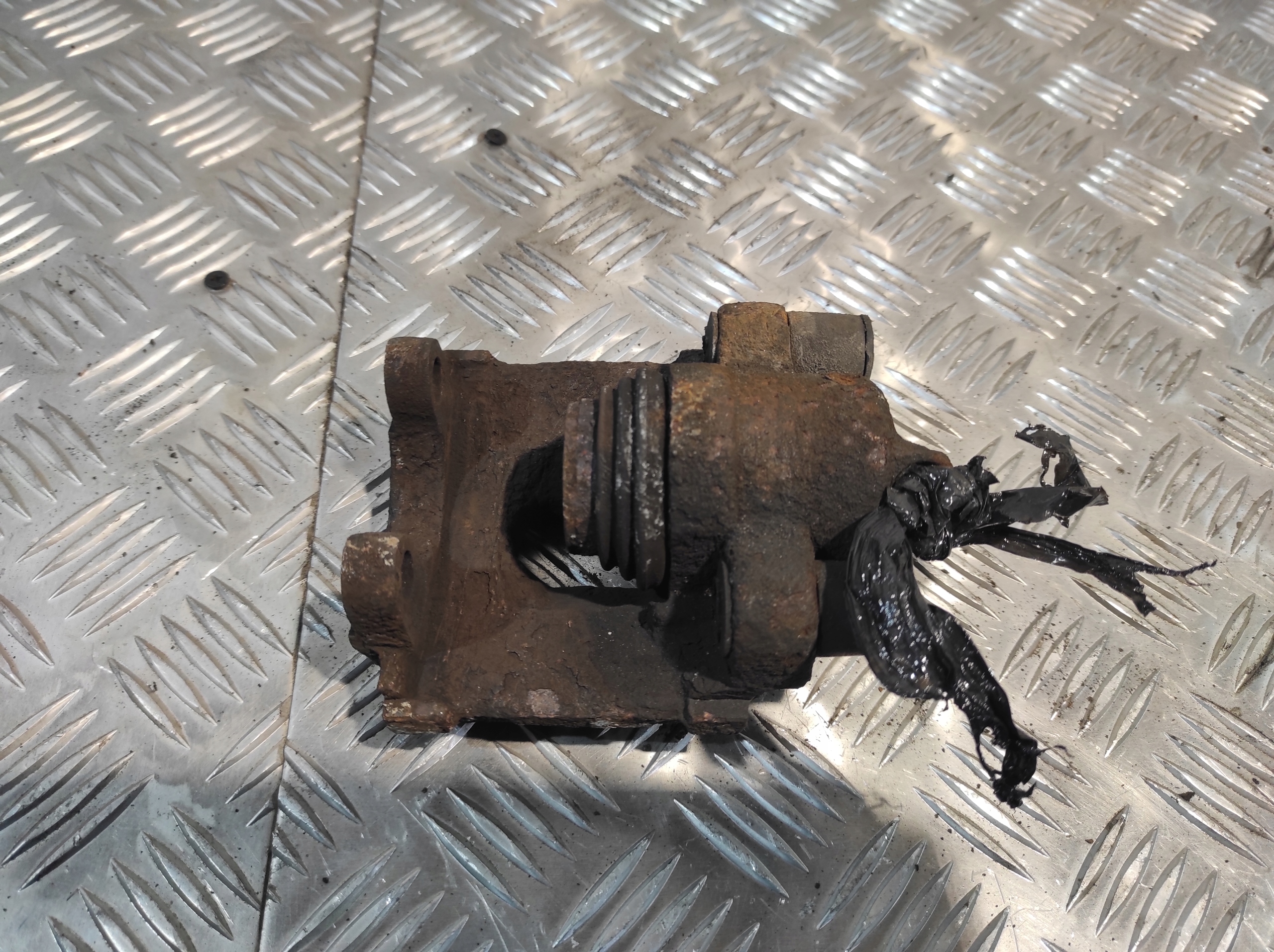 caliper brake left rear part left rear BMW E46 LIFT FL 1.8 B