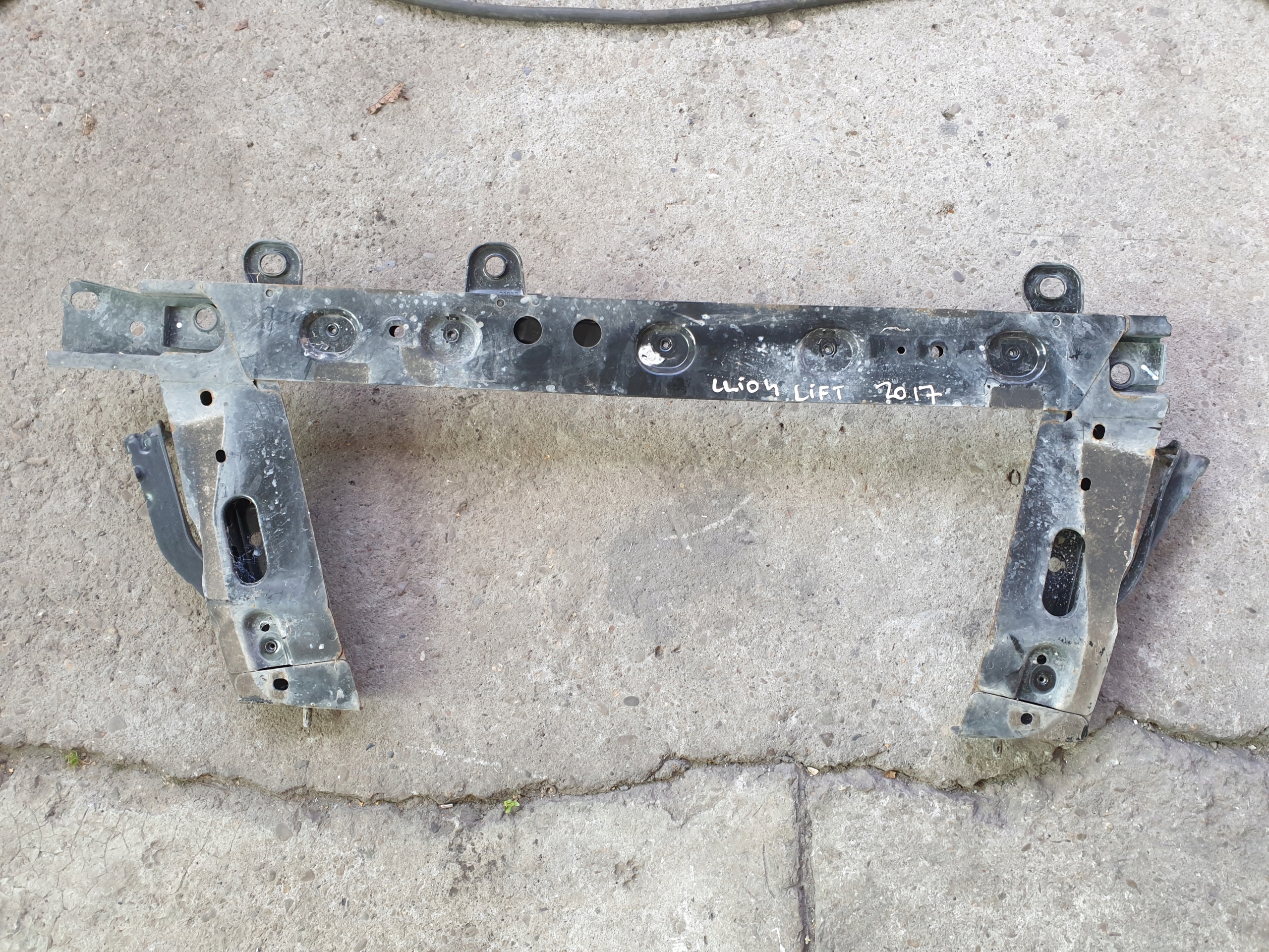 support panel for radiators pillar sider RENAULT CLIO 4 IV 2013