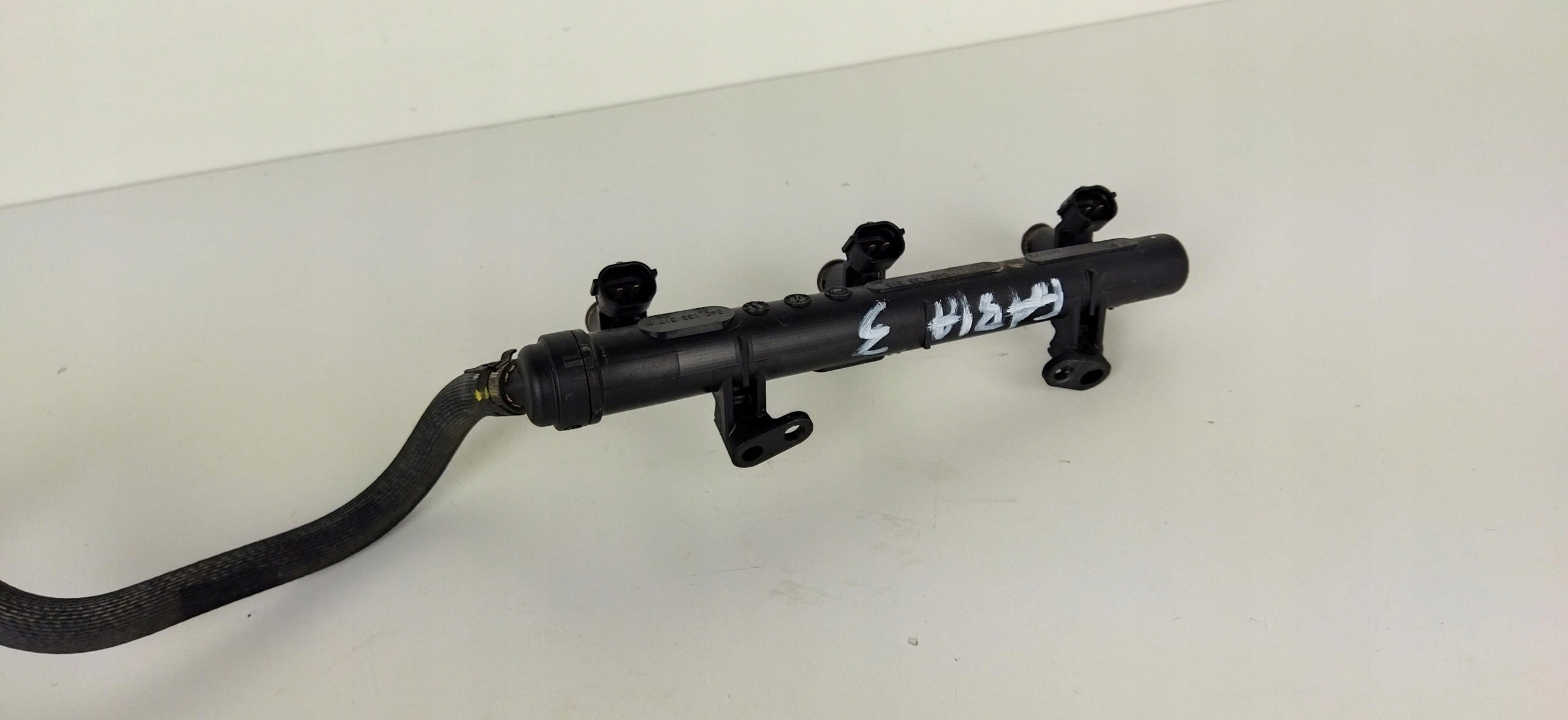 FABIA III 1.0 Rampe injection Injecteurs 04C133317M