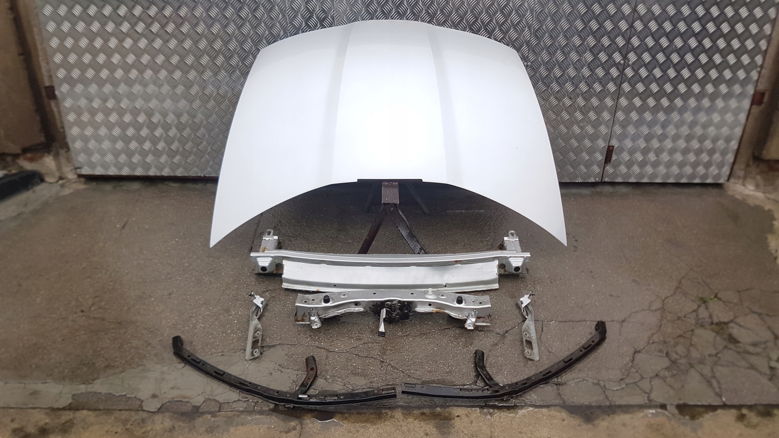 Cerniere cofano CIVIC VIII 3/5D 06-12 LAK: NH700M