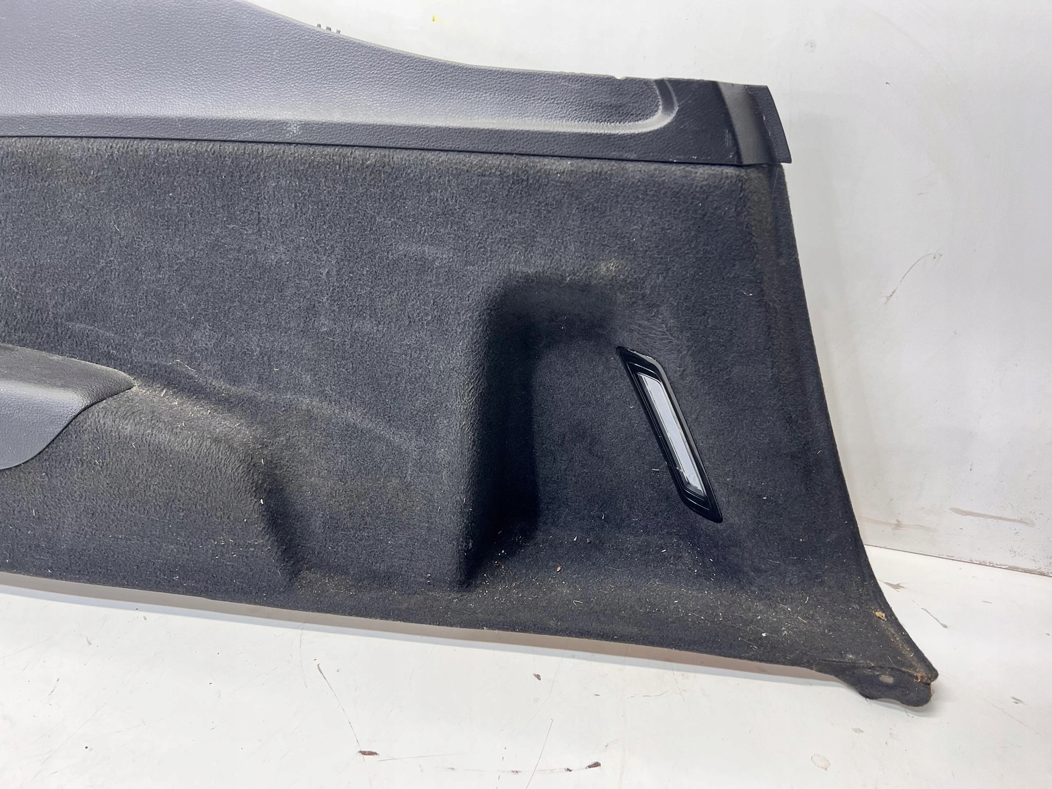 boot upholstery right AUDI Q7 4M 4M0863880C