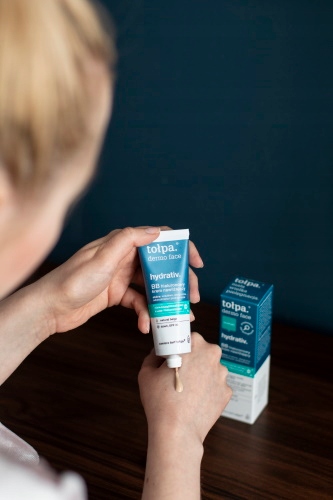 TOŁPA Hialuronowy krem-maska nawilżający przeciwzmarszczkowy na noc 40 ml Marka Tołpa