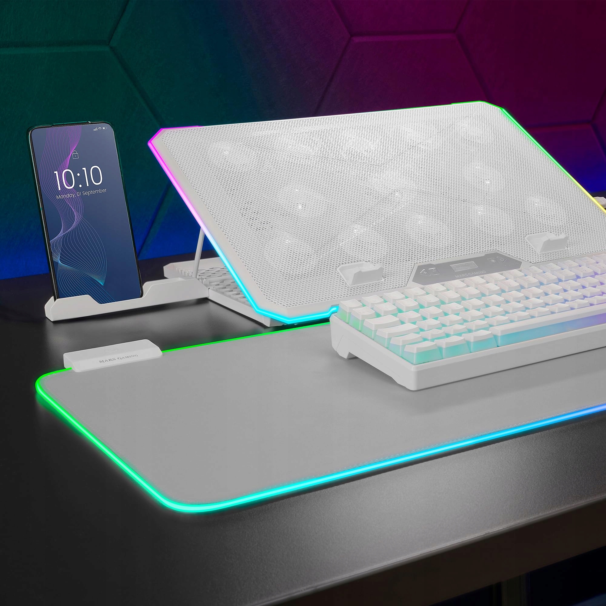 MARS GAMING Podstawka Chłodząca Pod Laptopy ARGB 13 Wentylatorów Biały — miniatura 6