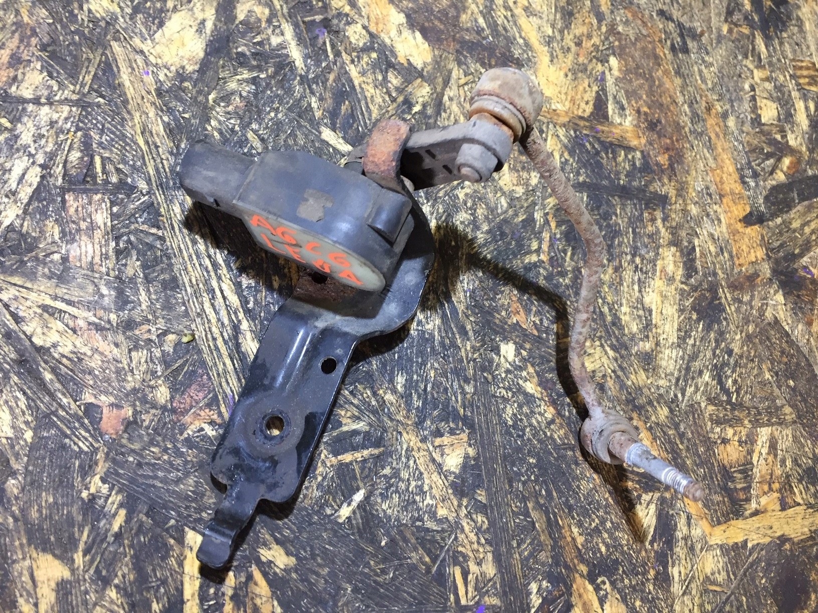 A6 C6 Sensor POZIOMOWANIA links vorne 4F0941285F